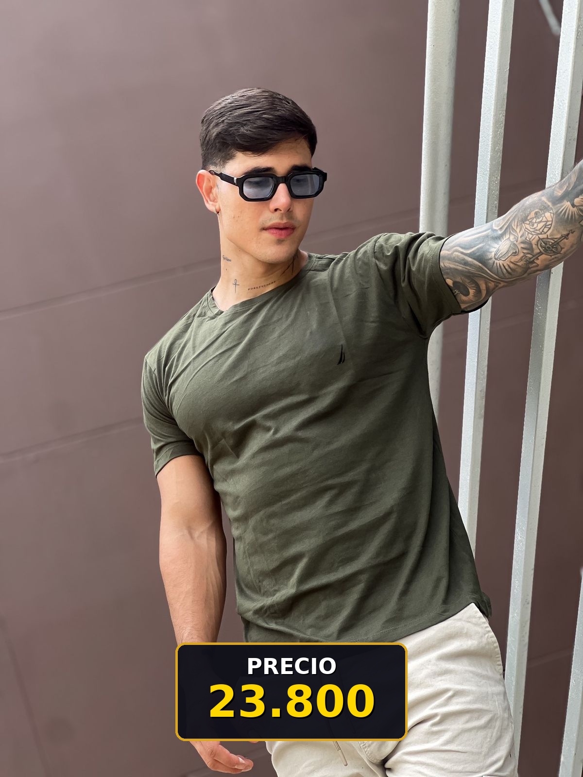 Camiseta básica verde oliva