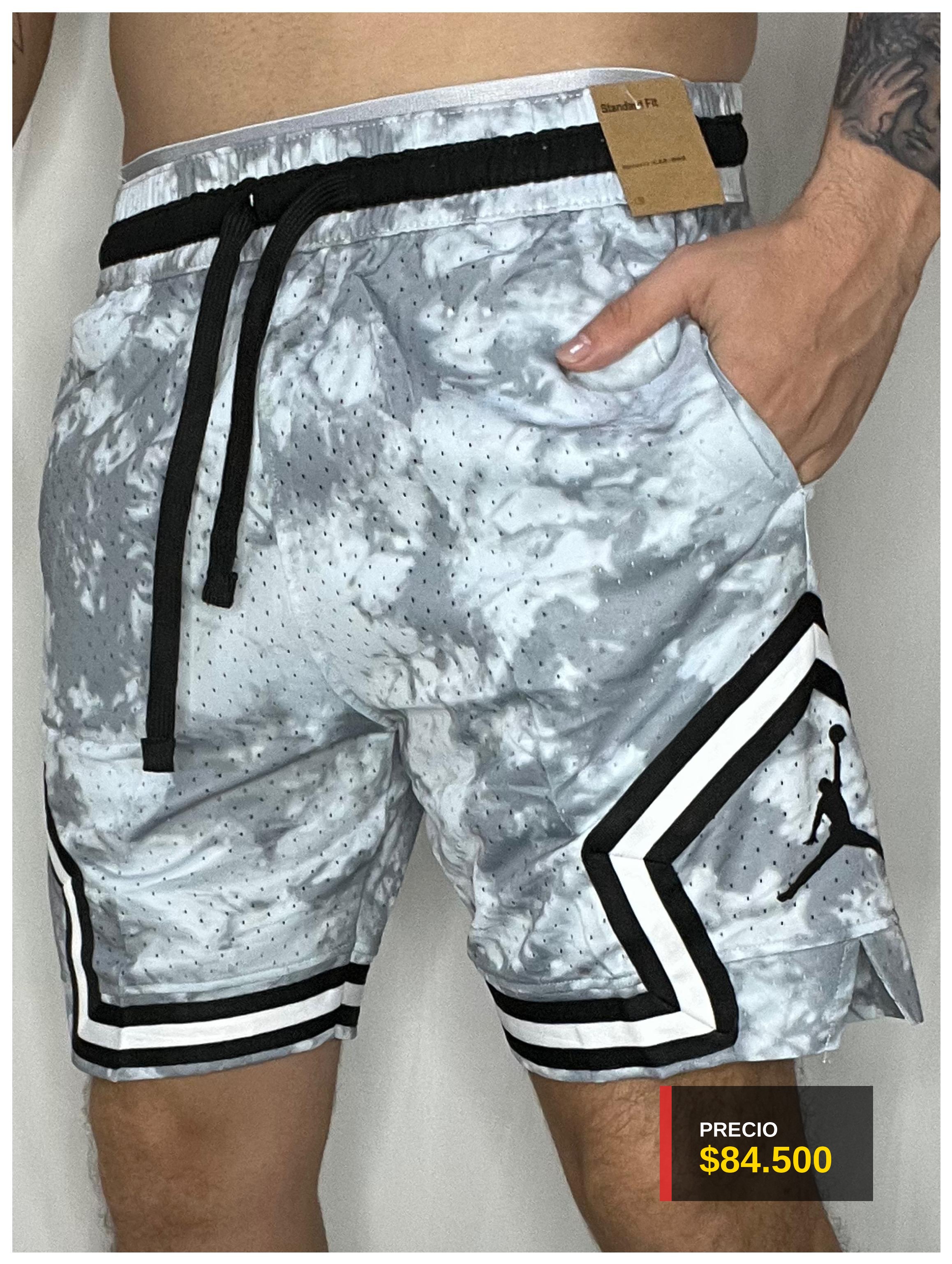 Short deportivo Jordan gris