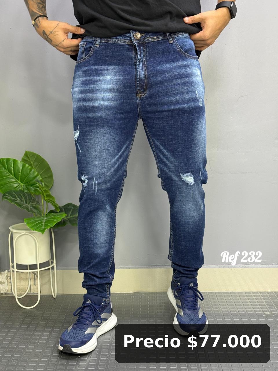 Jeans Slim Fit Desgastado