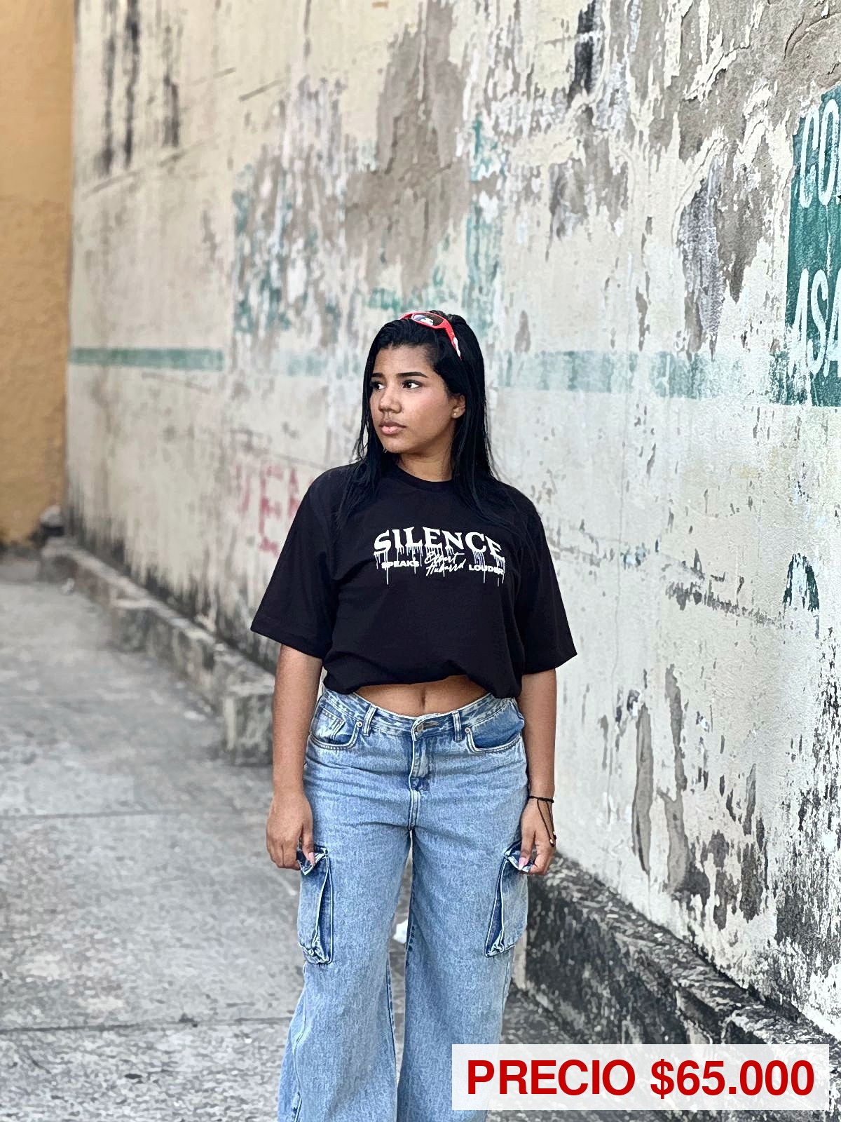 Camiseta Oversize 'Silence' Negra