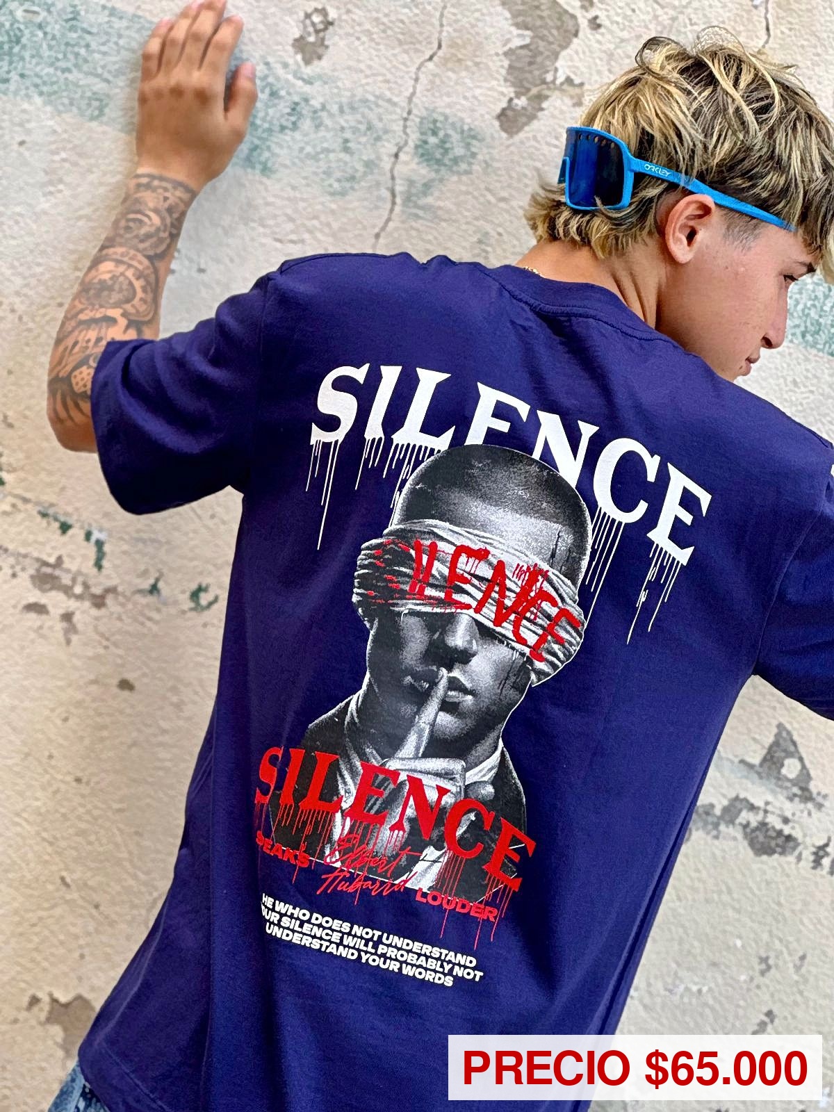 Camiseta Azul 'Silence'