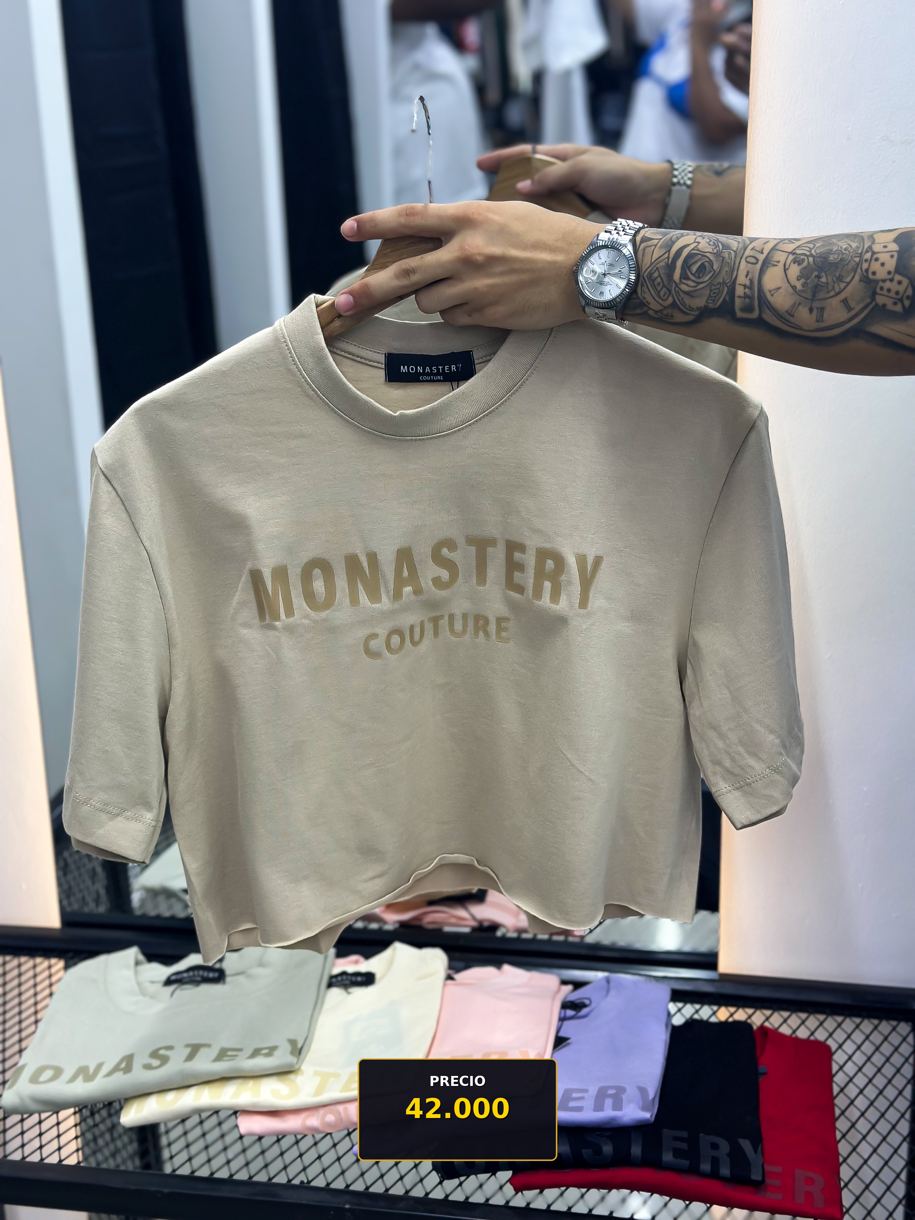 Camiseta Monastery Couture