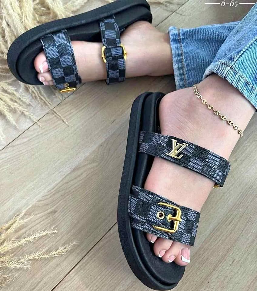 Sandalias Estilo LV Cuadriculadas