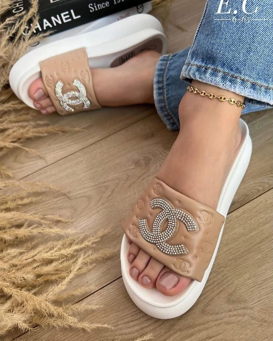Sandalias Beige de Lujo