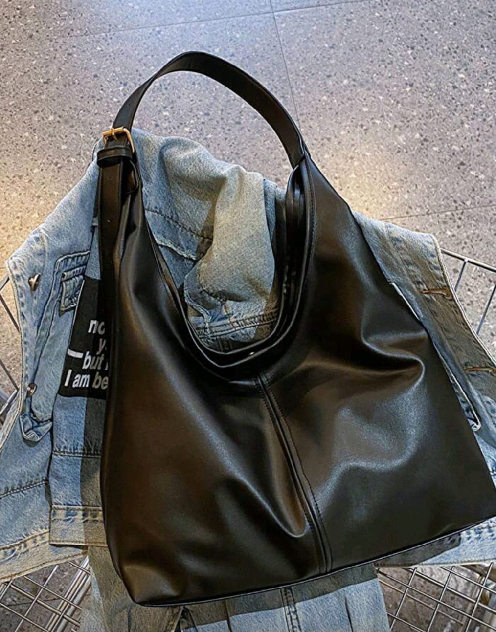 Bolso Tote de Cuero Negro