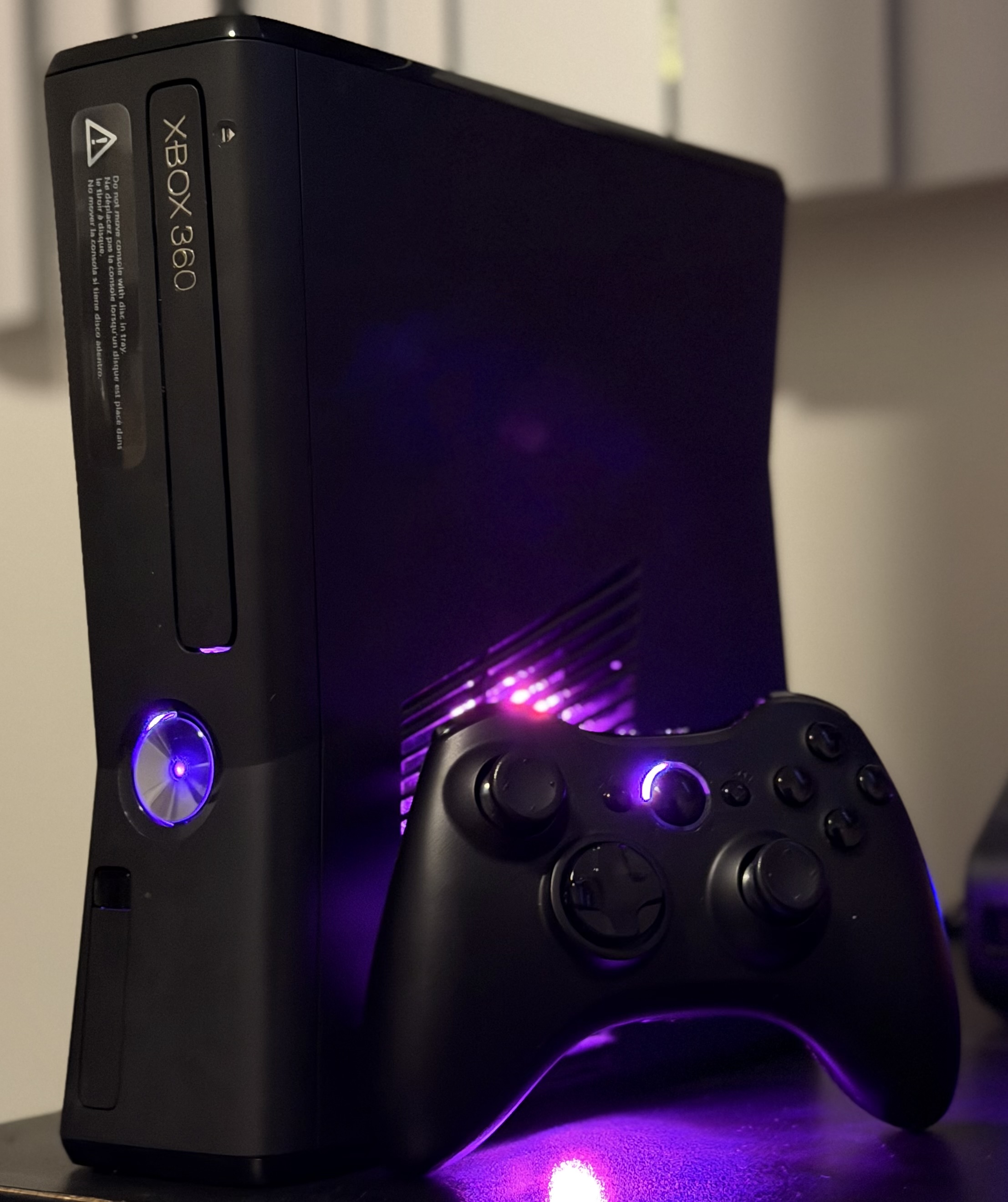 Microsoft Xbox 360 S - RGH3 Modded