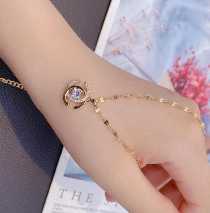 Elegant Gold Plated Crystal Pendant Necklace for Women | Stylish Designer Chain Jewellery Gift