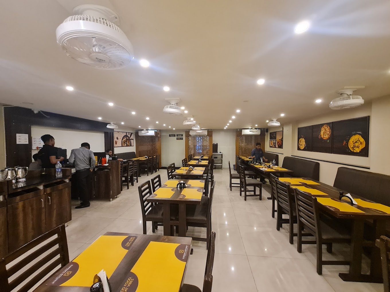 Kareem's Kitchen- Tilakwadi