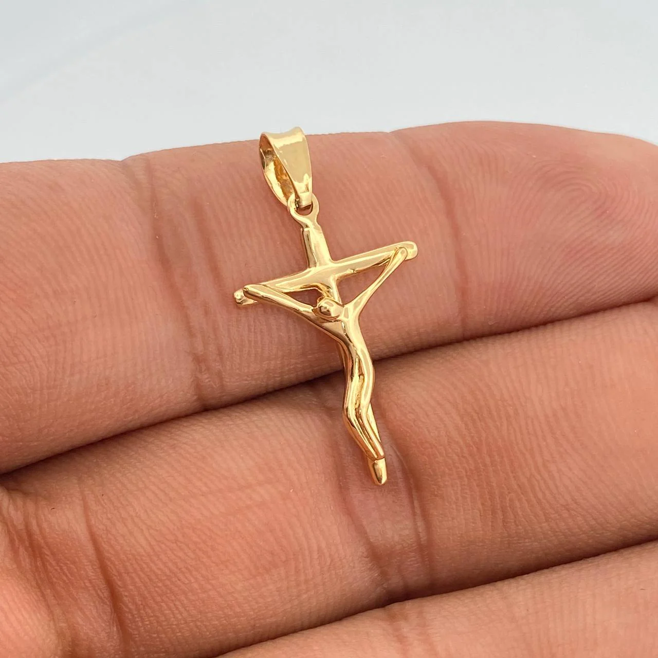 Dije Cruz Cristo 1.25gr / 2.8cm / Oro Amarillo 18K %