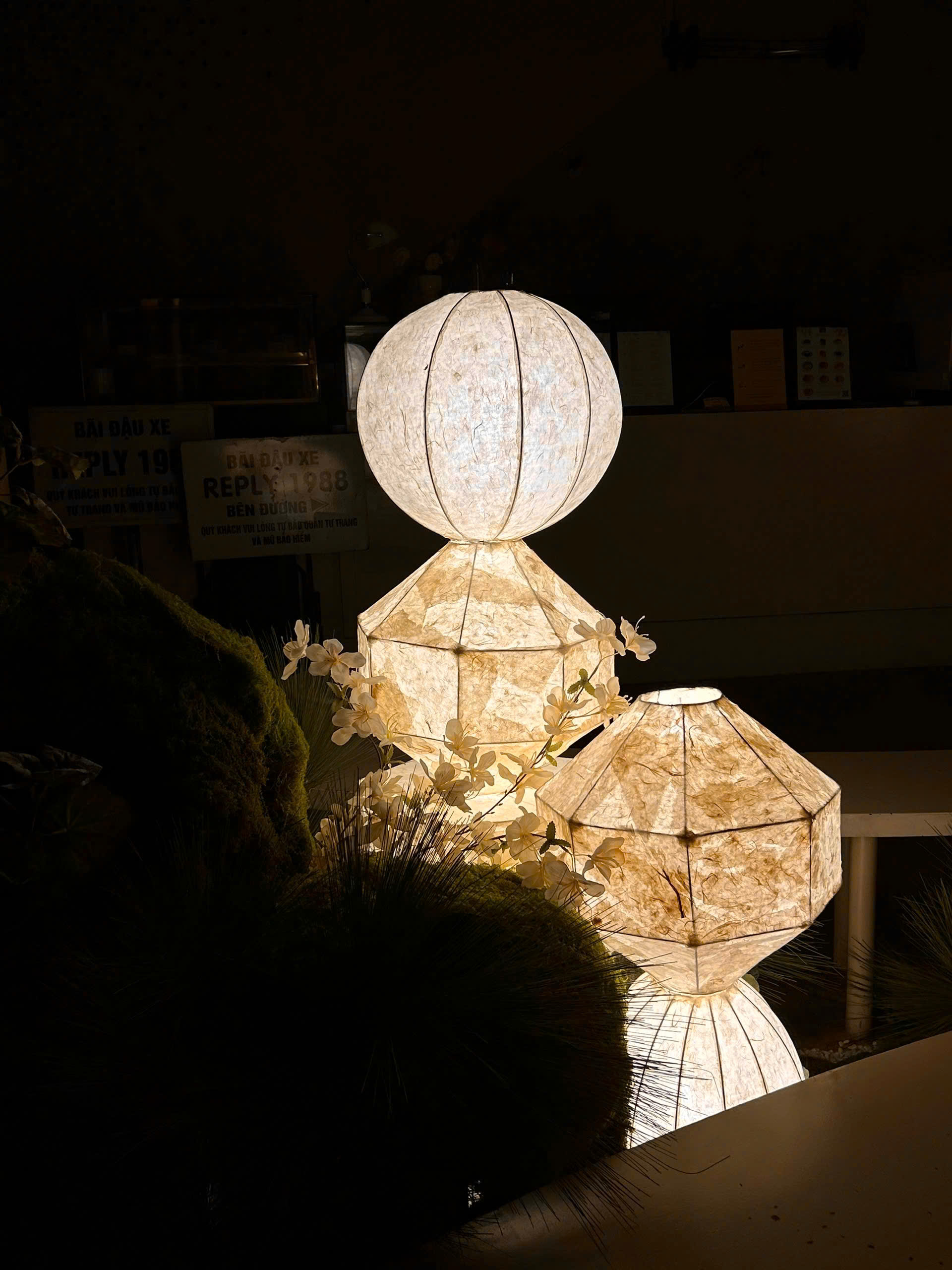 Bộ đèn lồng cổ điển