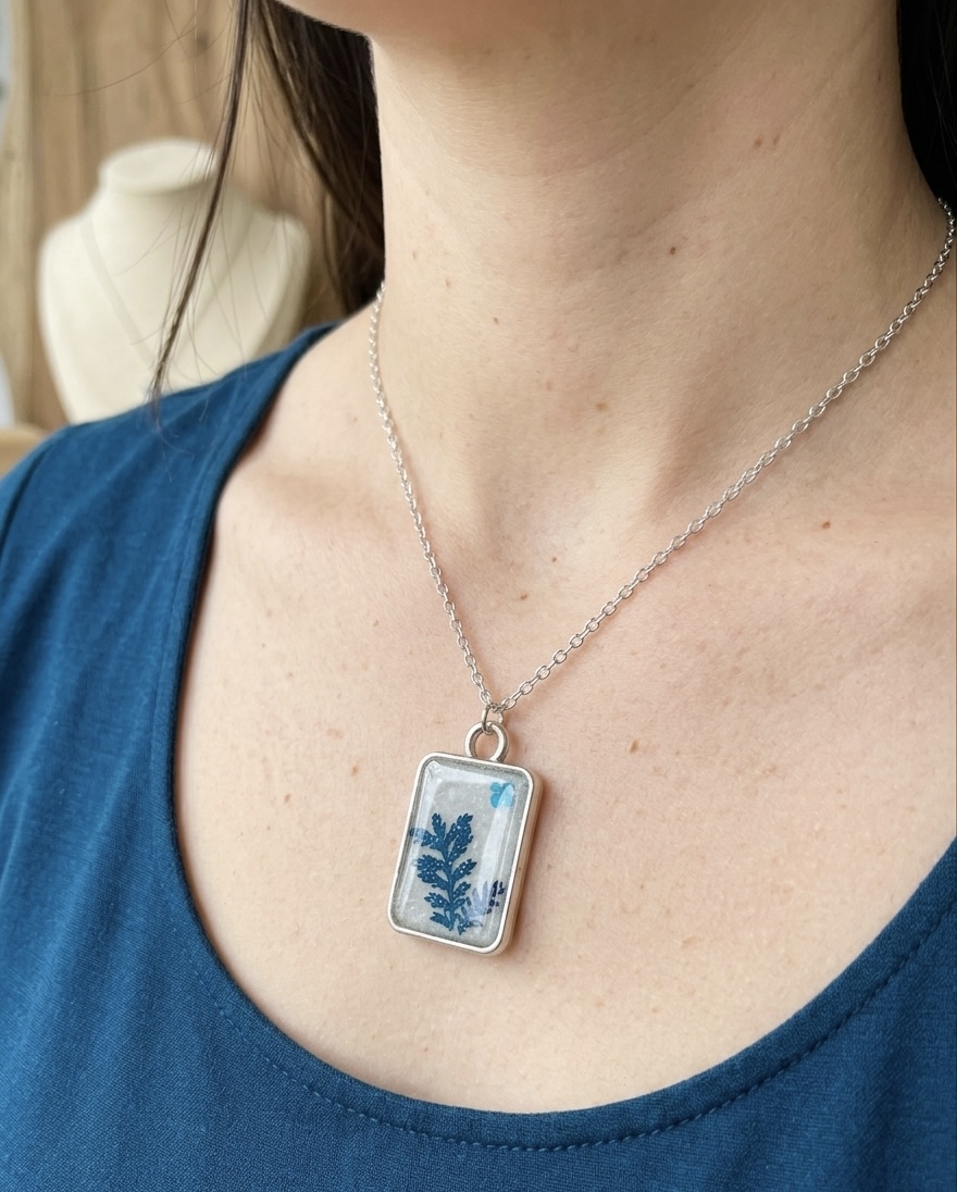 Blue Real Leaf Pendant Necklace - Stainless Steel