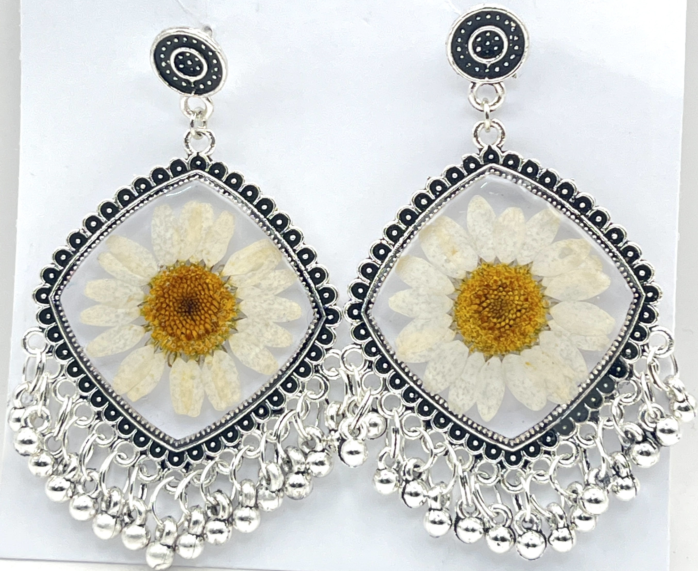 Daisy Flower Drop Earrings - Jhumka
