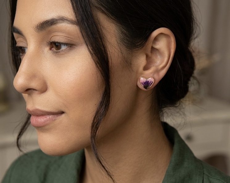 Heart-Shaped Floral Resin Earrings - Stud