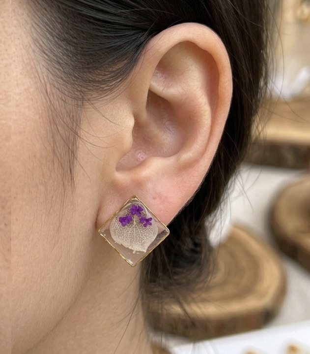 Floral Resin Stud Earrings