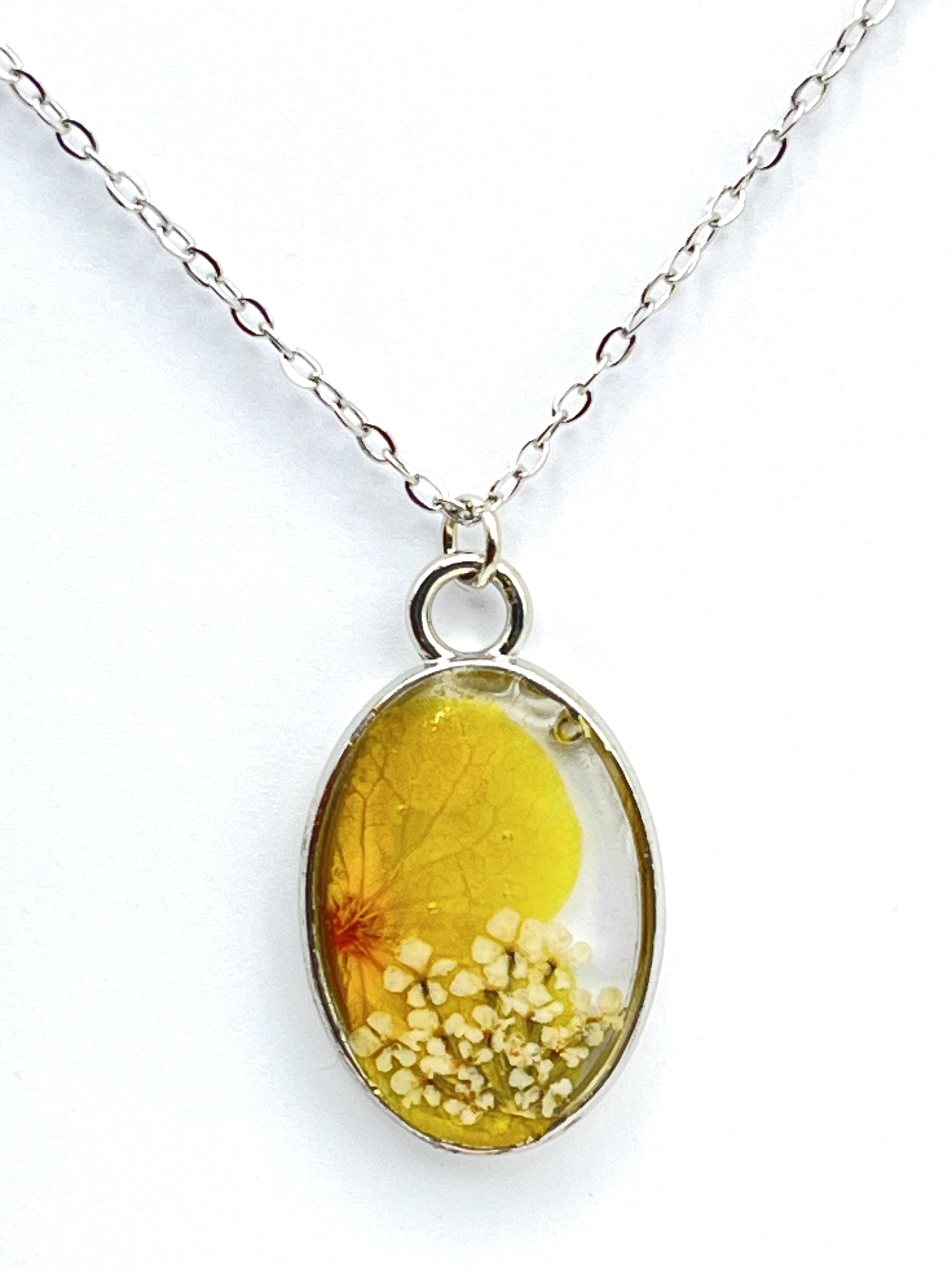 Pressed Real Flower Resin Pendant Necklace - Stainless Steel