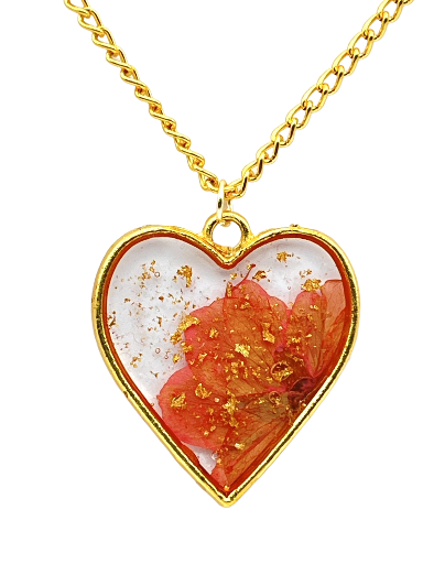 Heart-Shaped Resin Real Flower Pendant Necklace