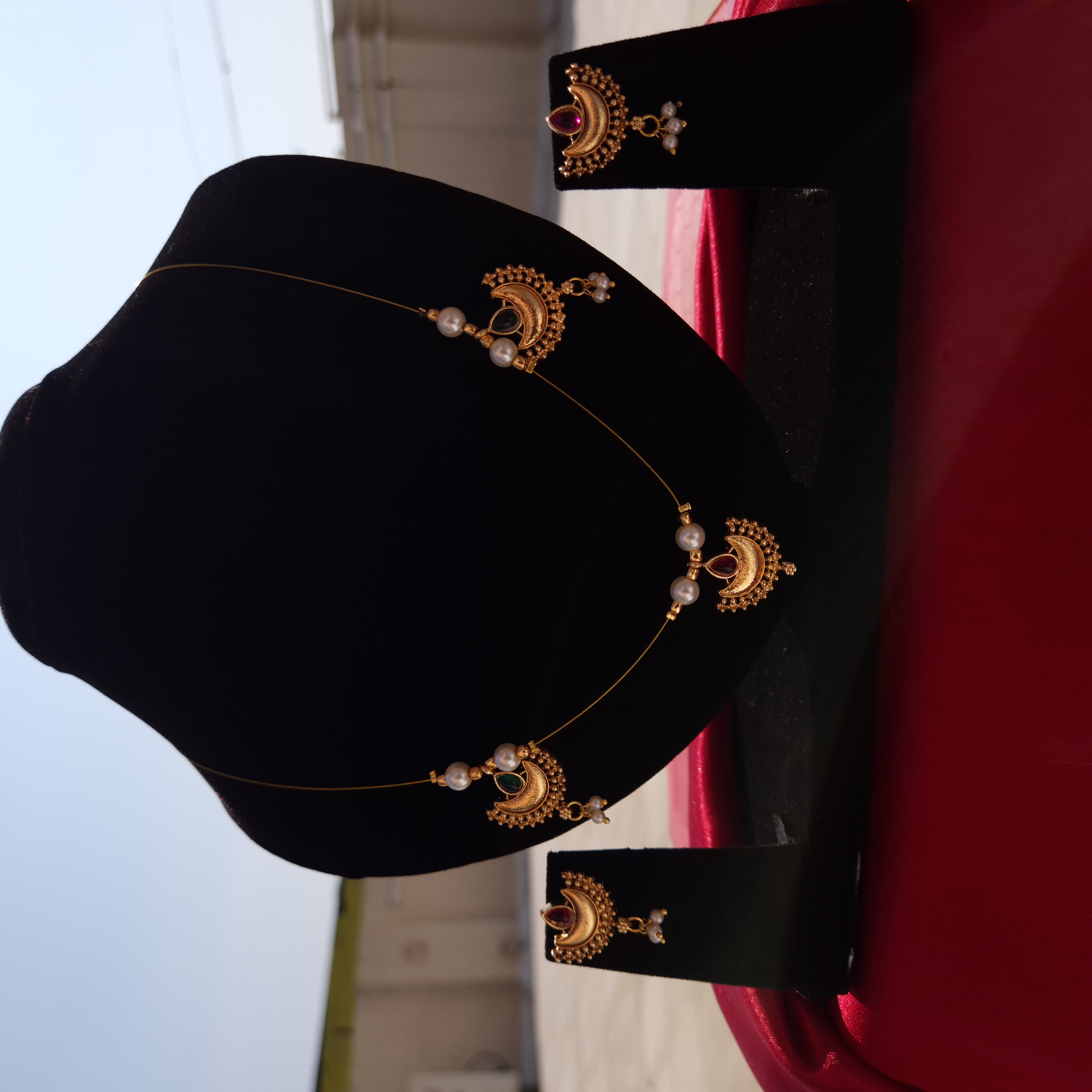 Invisible Elegant Gold-Plated Jewelry Set