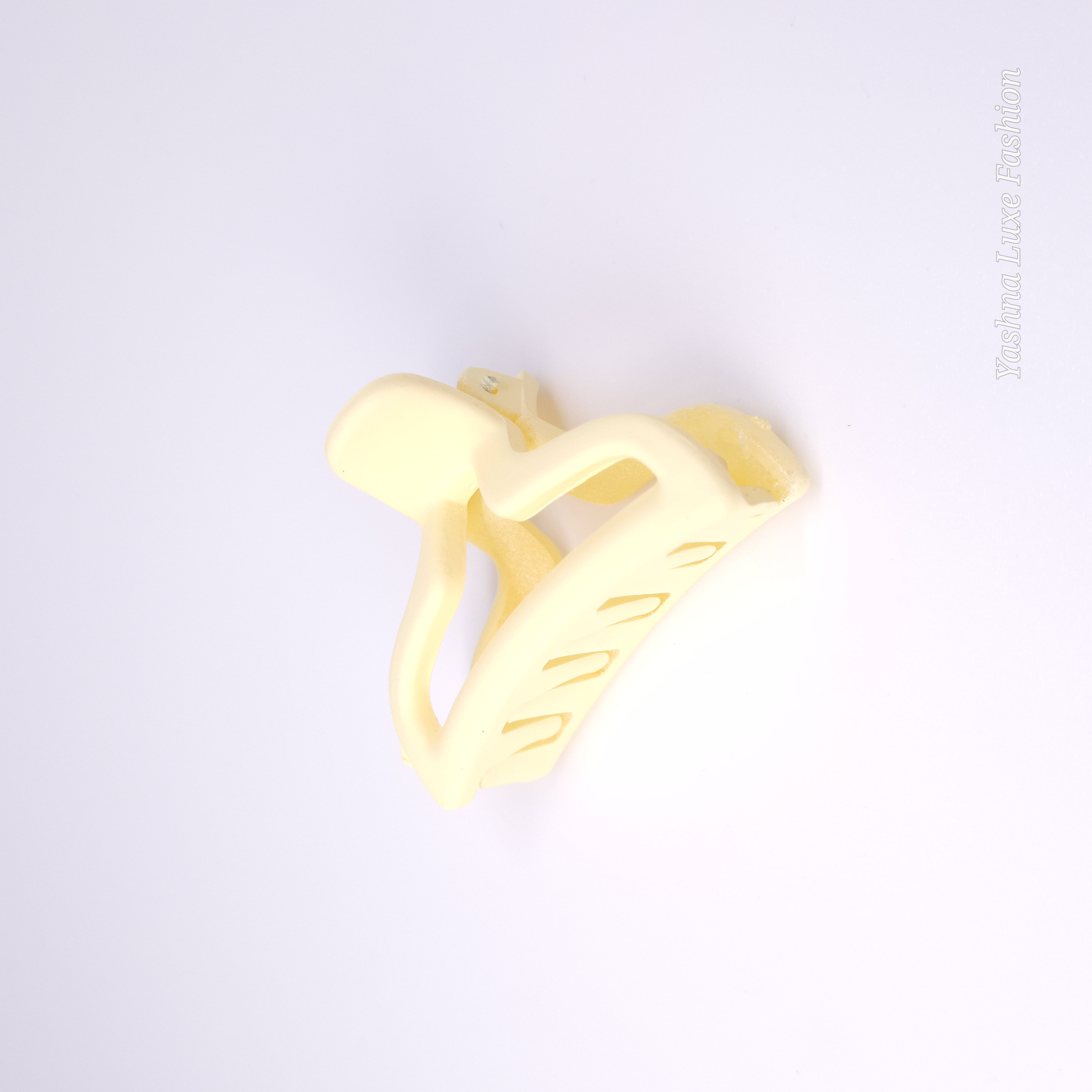Matte Medium Hair Claw Clip