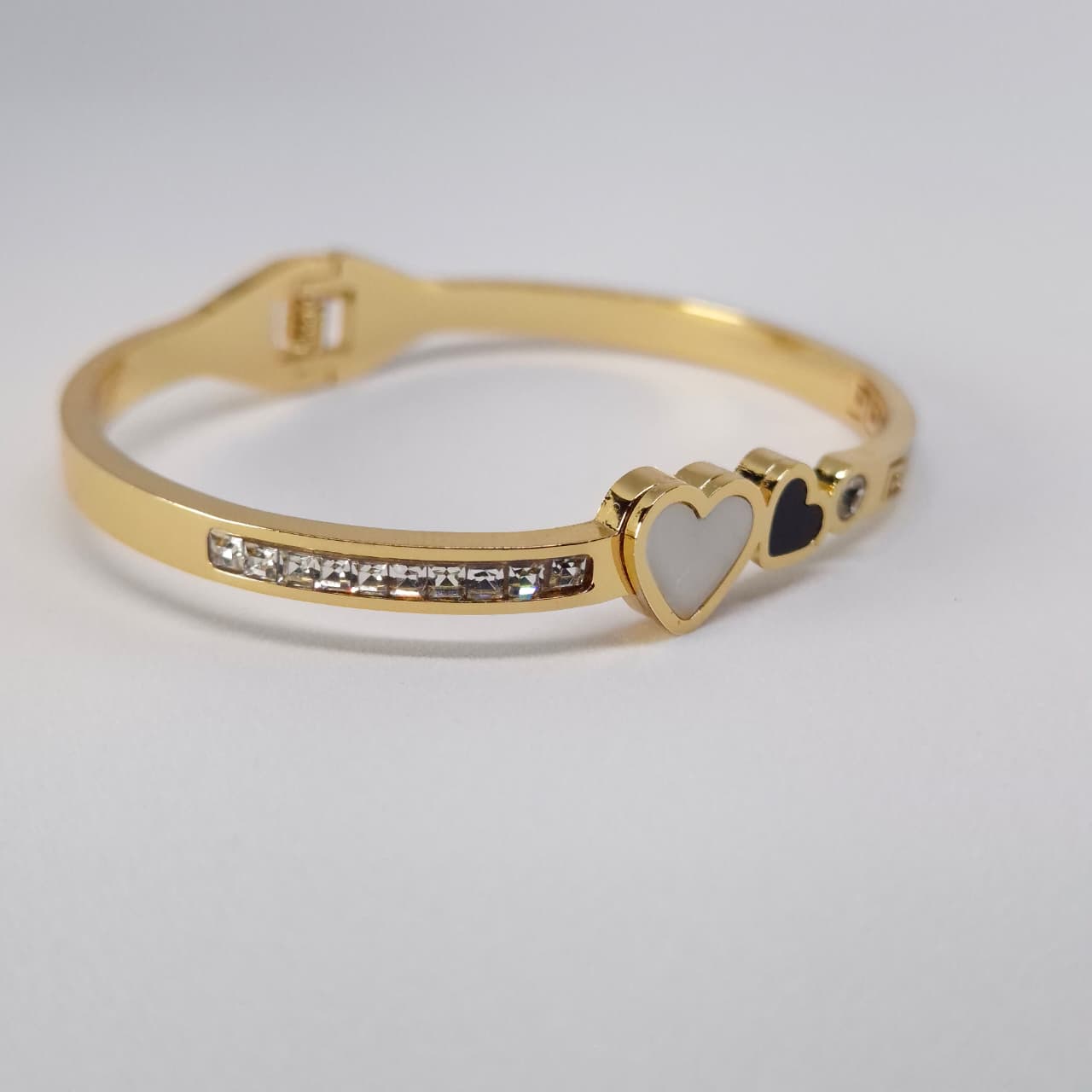 Anti Tarnish Heart Charm Gold Bracelet