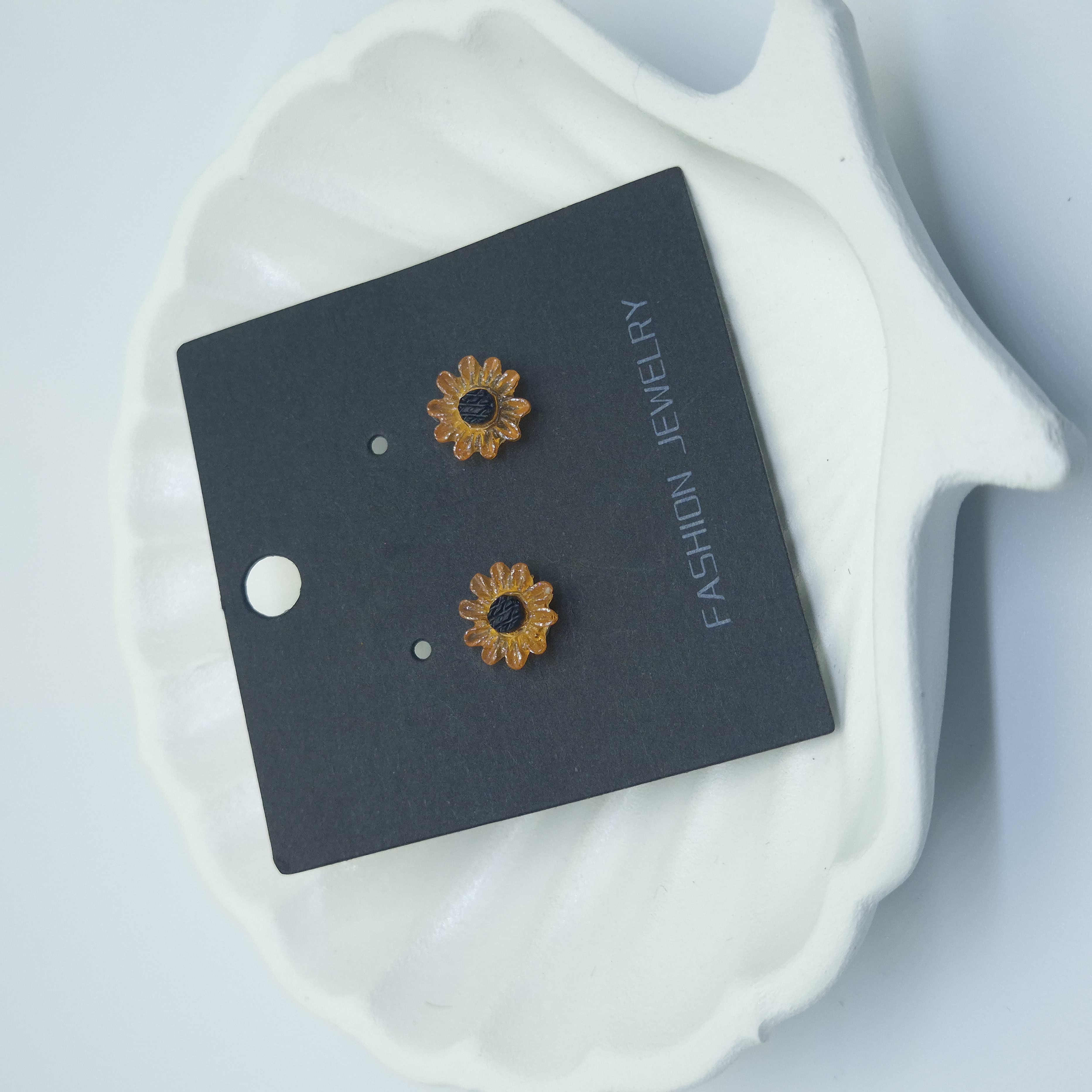Daisy Flower Stud Earrings
