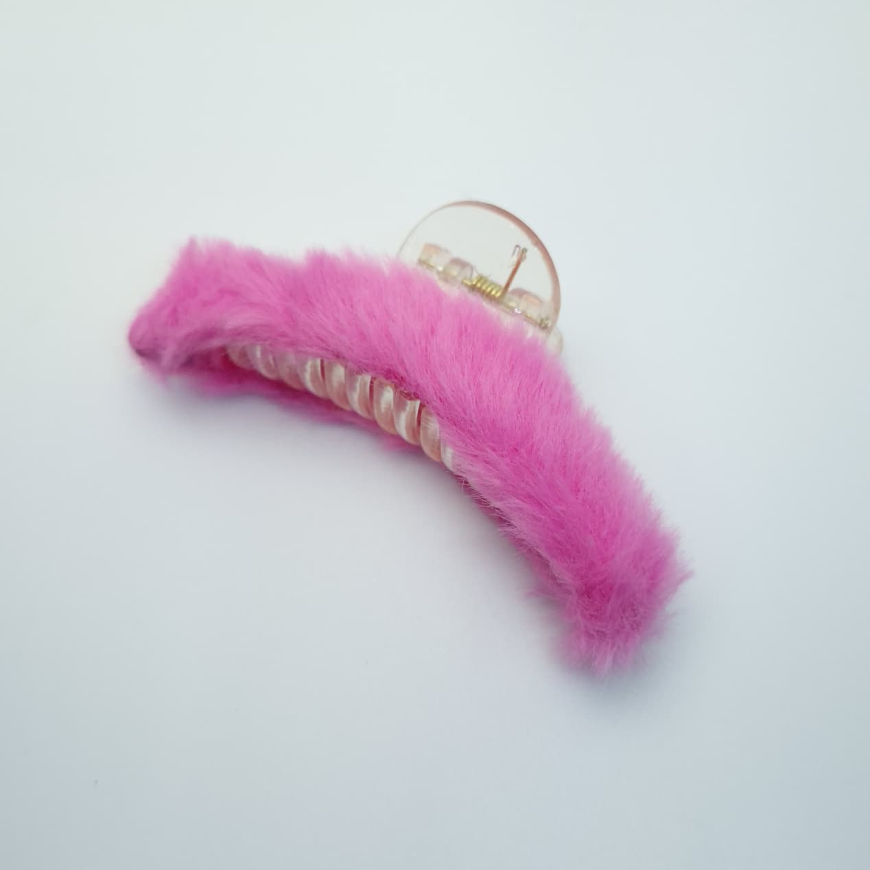 Fluffy Luxe Hair Claw Clip Medium  – Soft Fur Edition