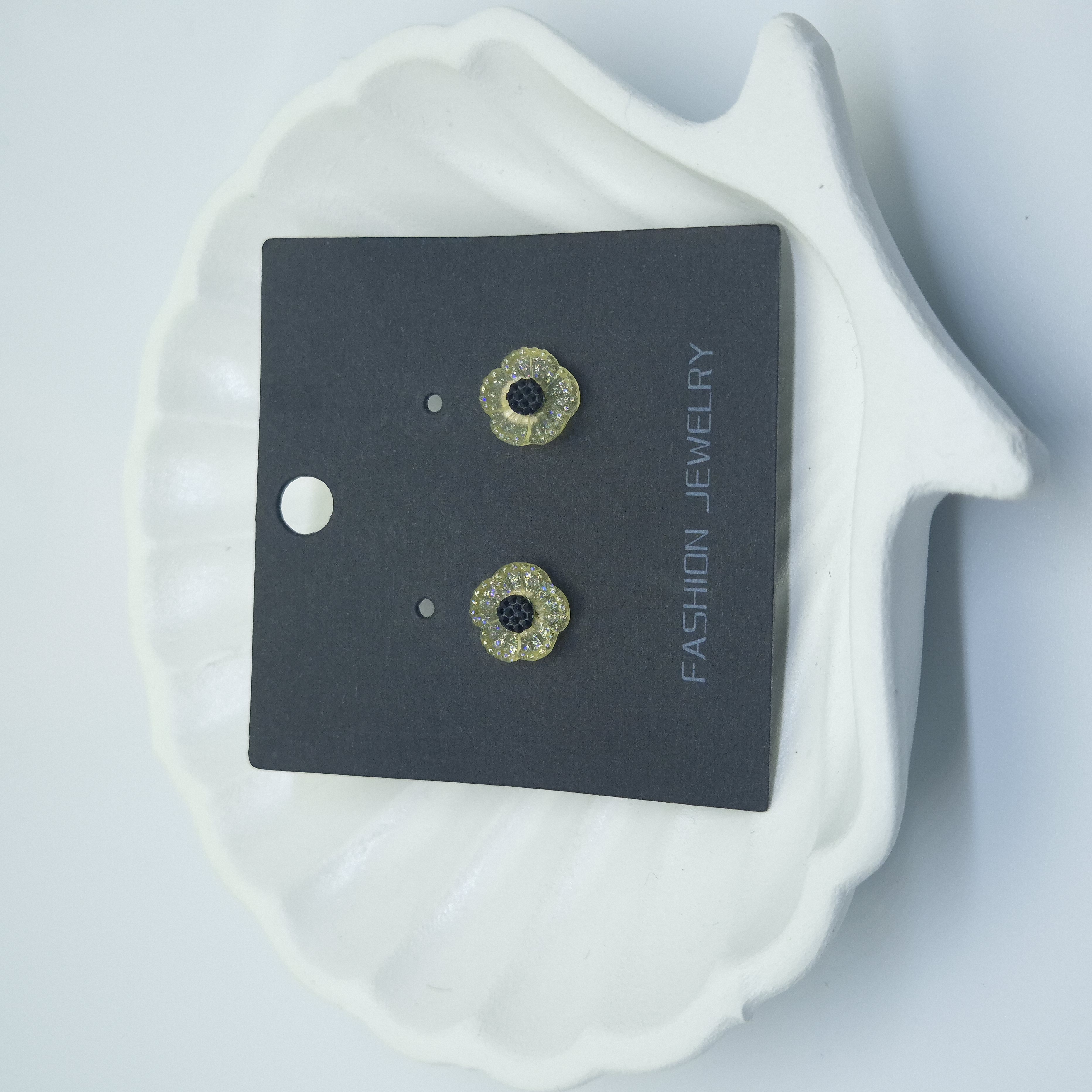 Daisy Flower Stud Earrings