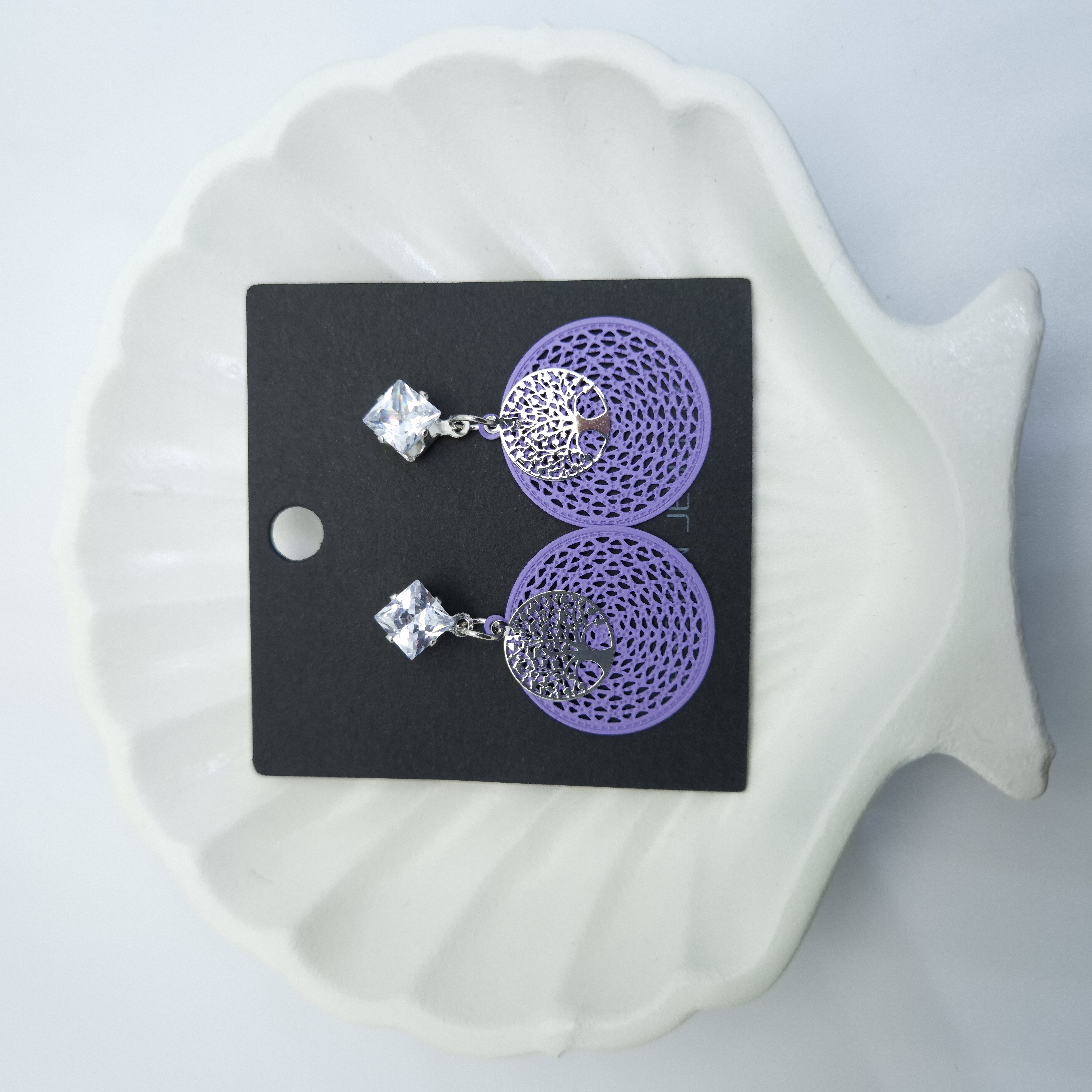 Elegant 3D Effect Mesh Pattern Drop Earrings