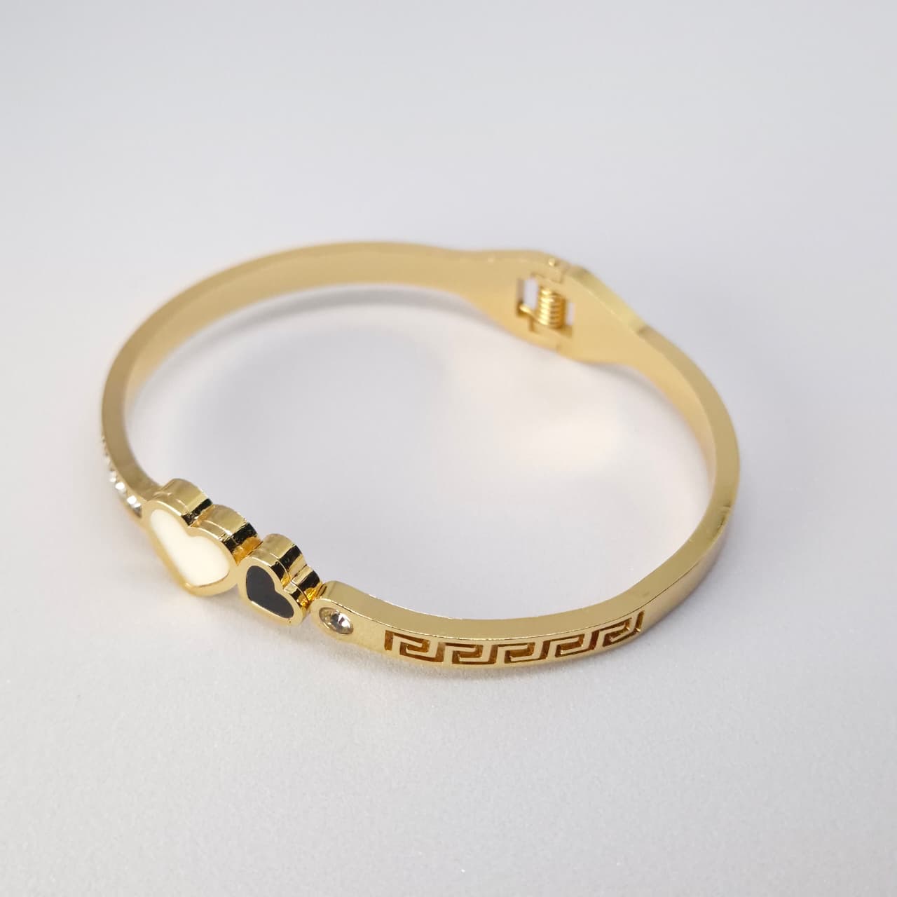 Anti Tarnish Heart Charm Gold Bracelet