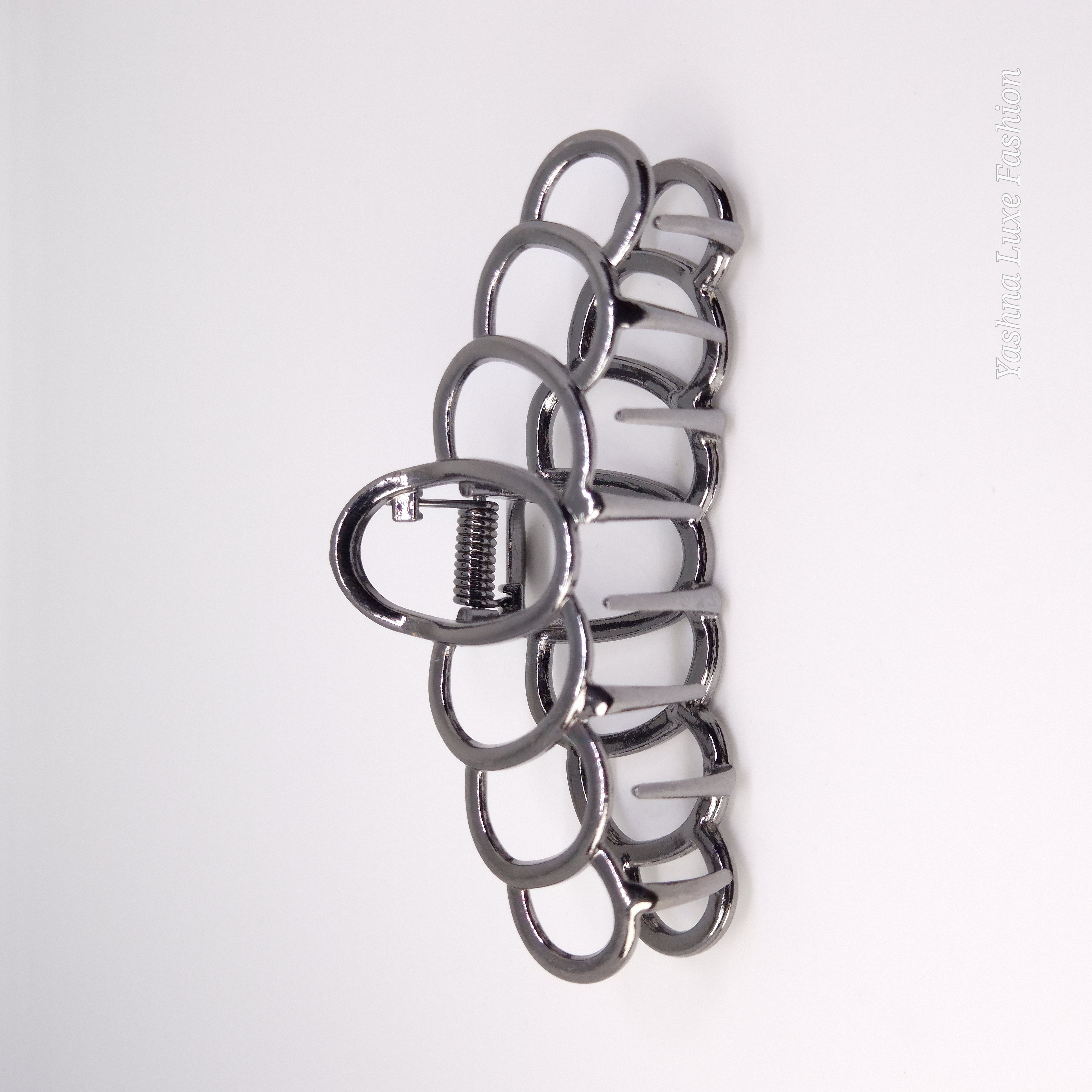 Metallic Multi Loop Scalloped Claw Clip
