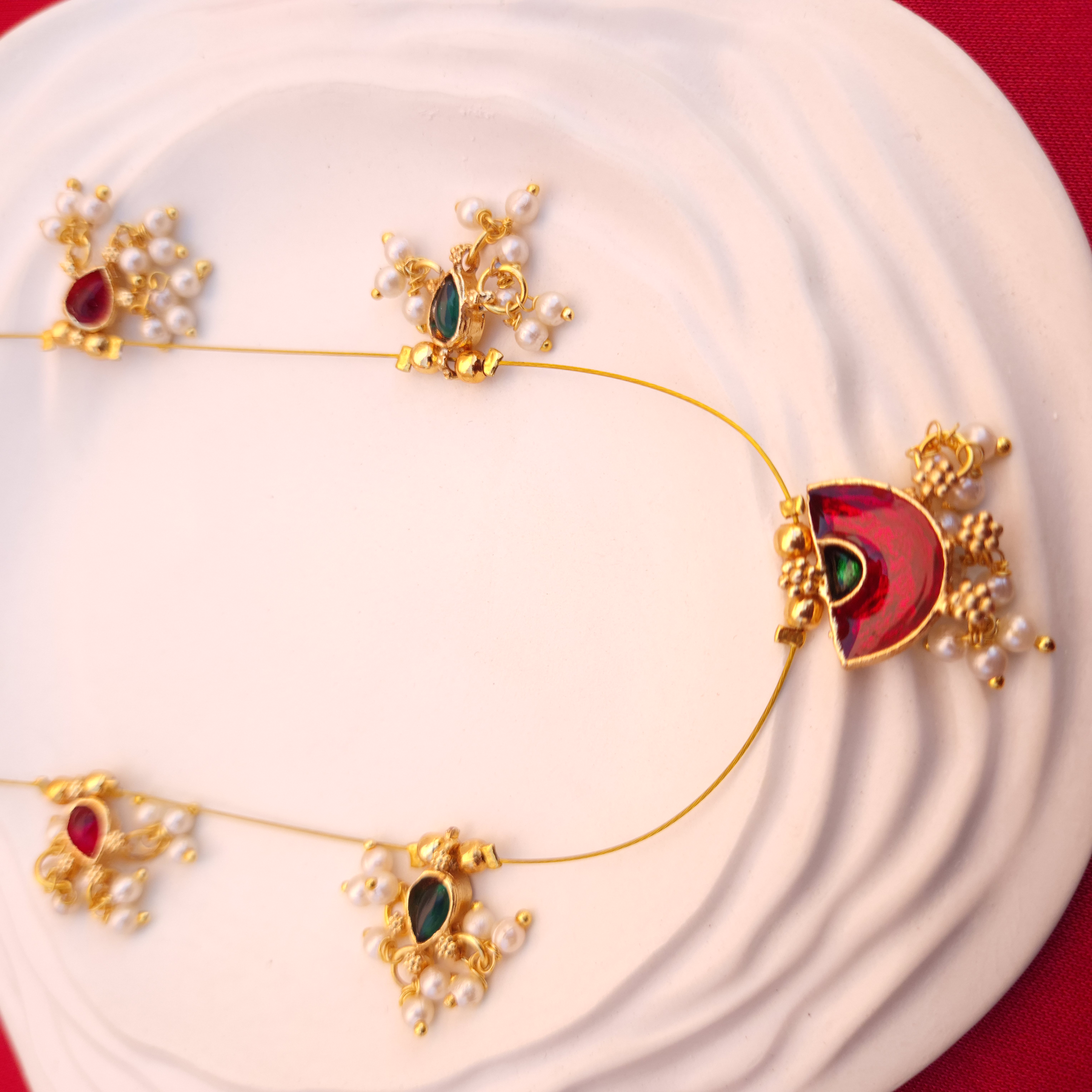 Invisible Traditional Gold-Plated Necklace Set