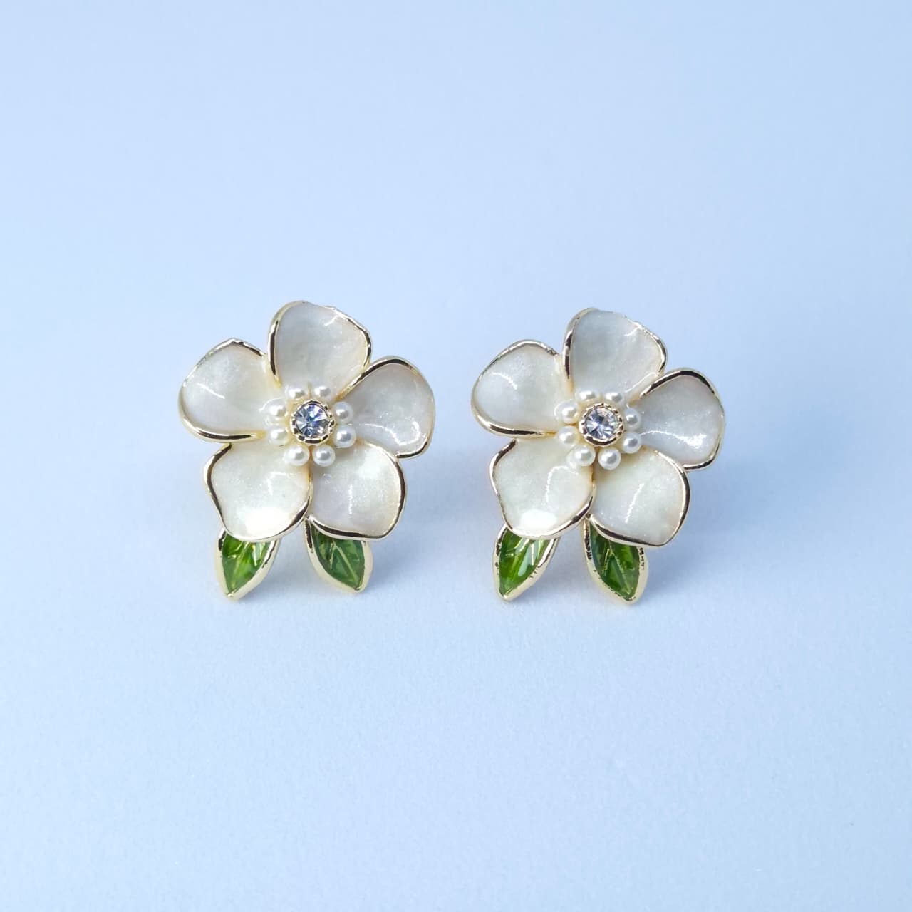 Gold Toned Metal Enamel Finish Floral Pearl Stud Earrings