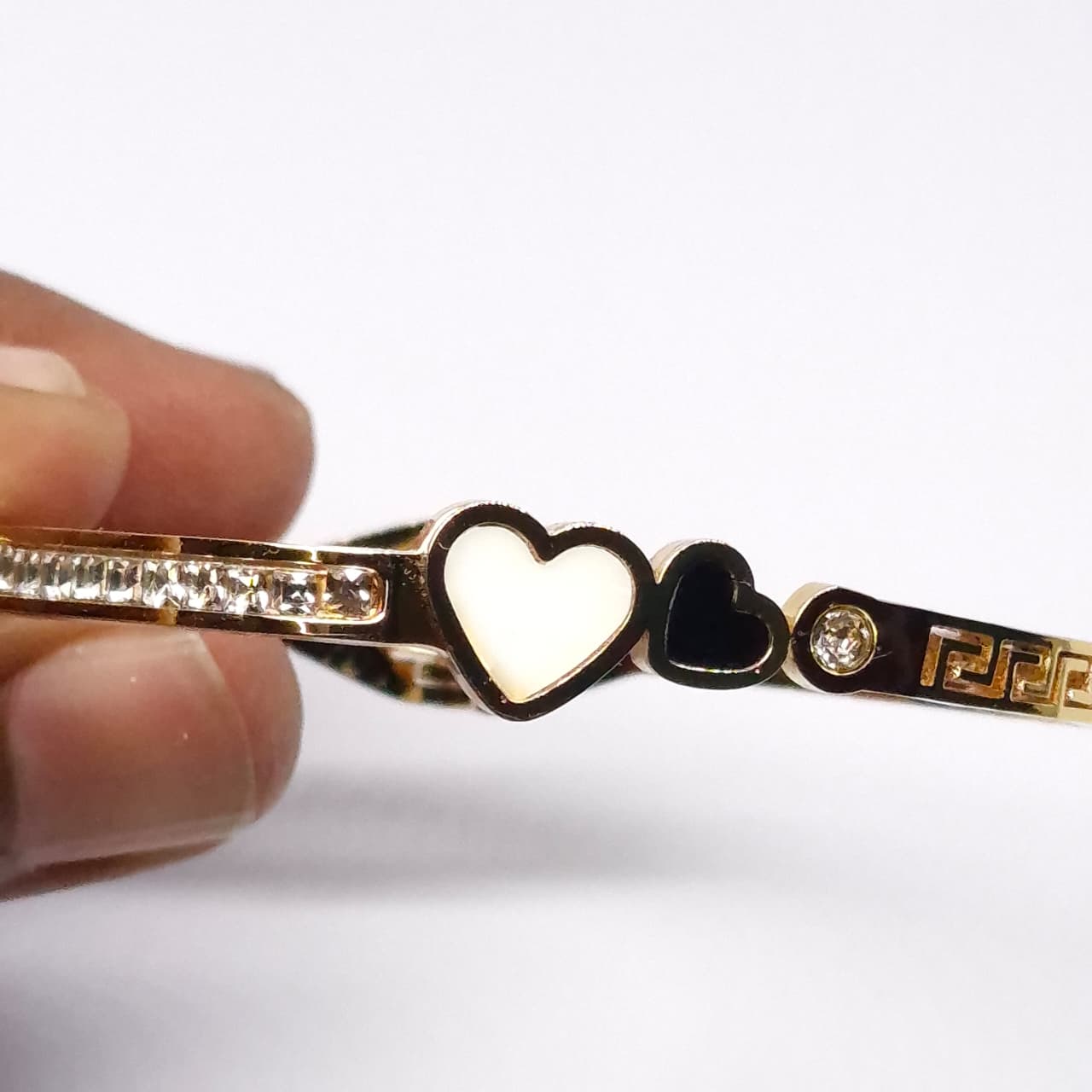 Anti Tarnish Heart Charm Gold Bracelet