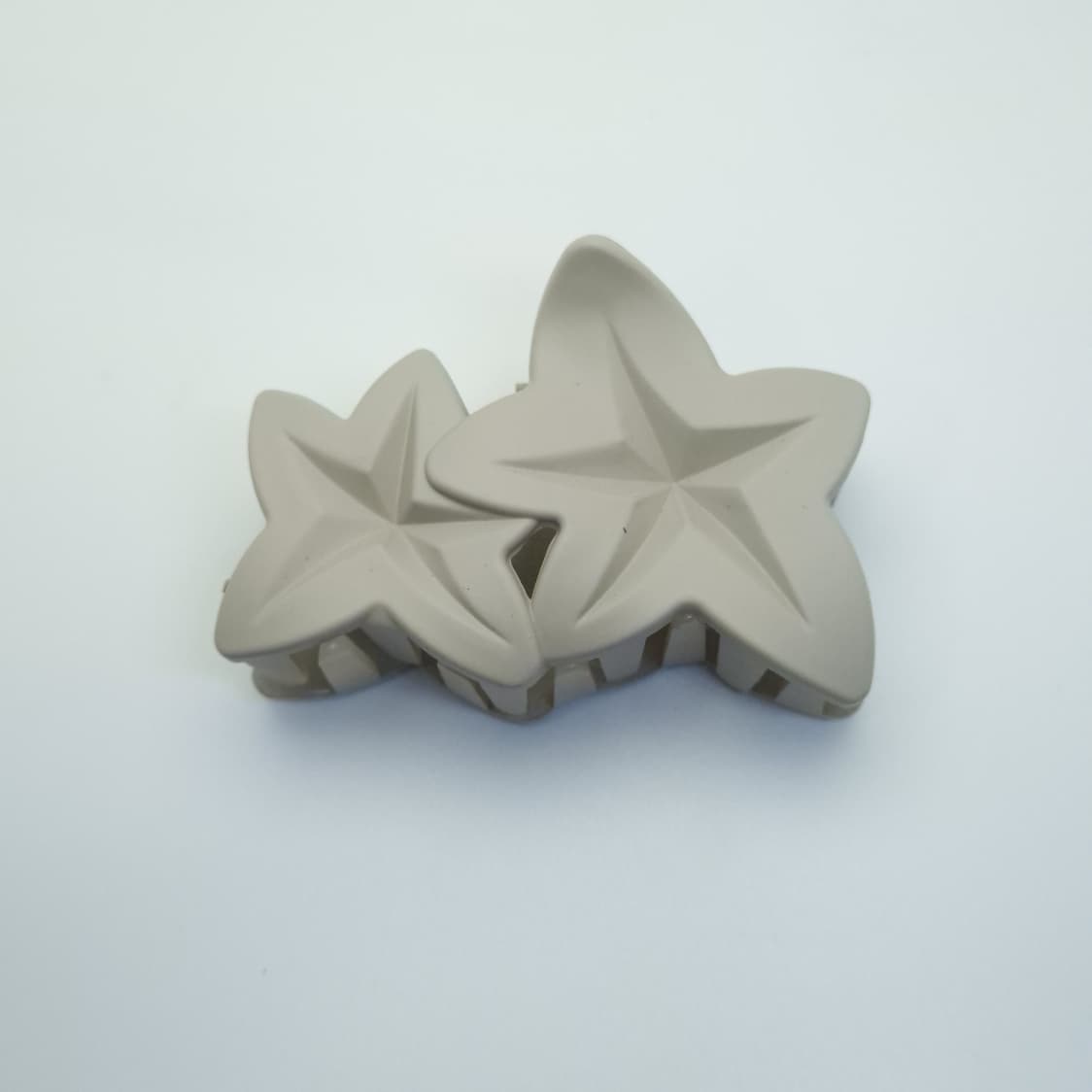 Matte Star-Shaped Claw Clips