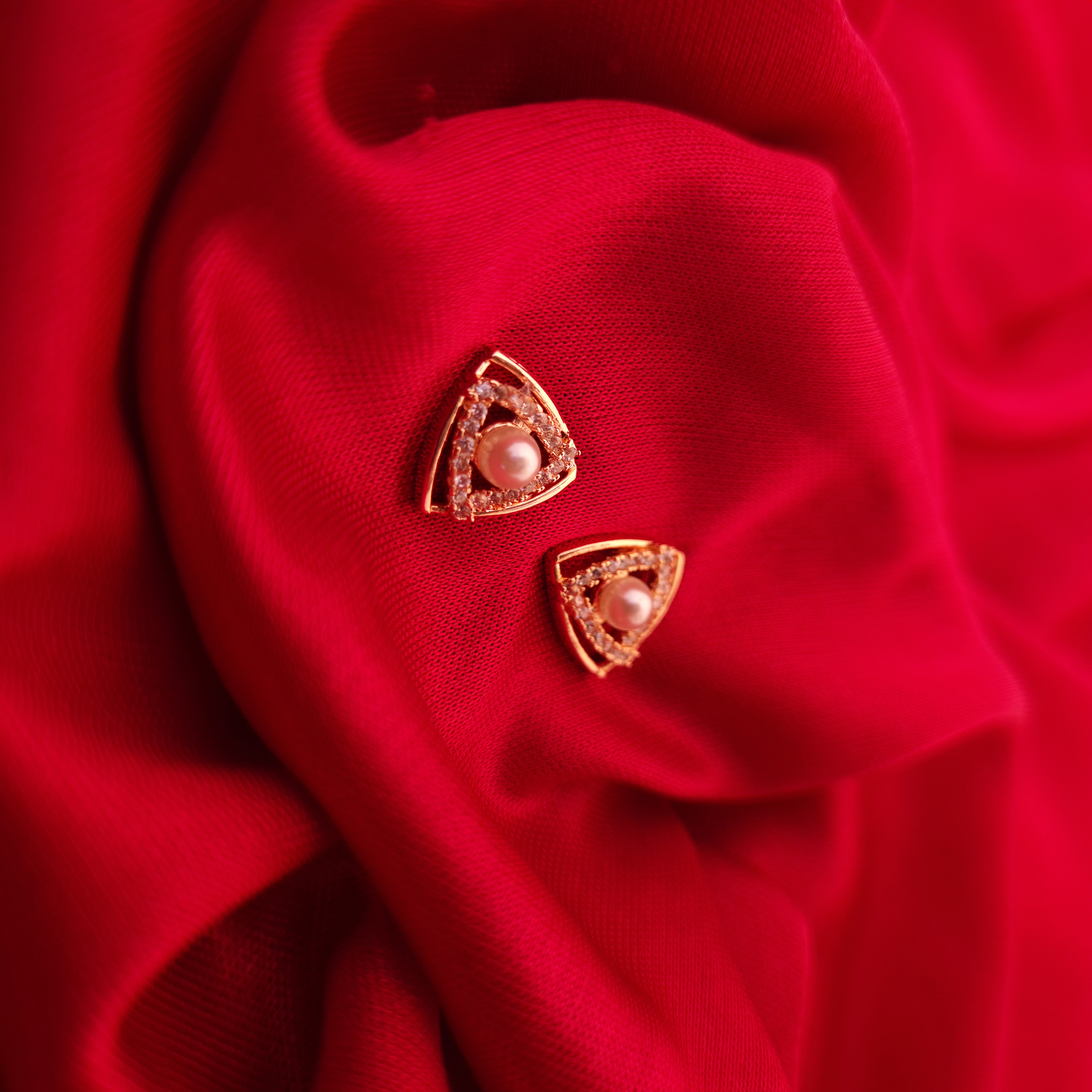 Golden Triangle Pearl Stud
