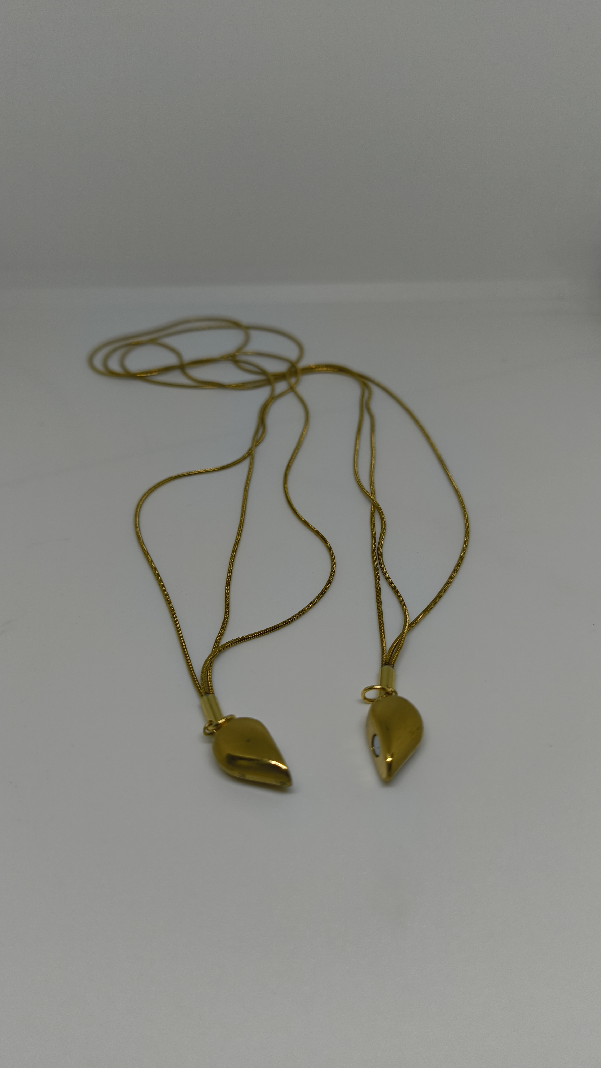 Anti Tarnish Magnetic Gold Heart Pendant Necklace
