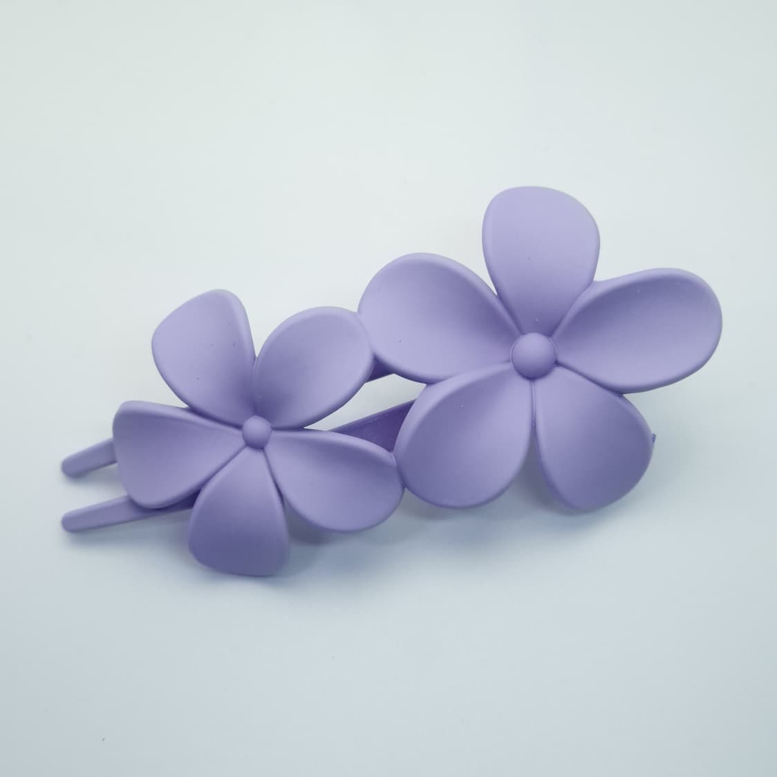 Matte Twin Flower Claw Hair Clip