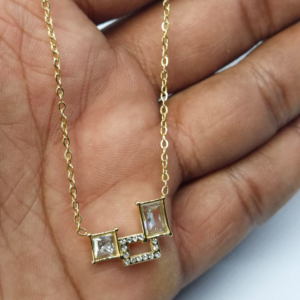 Luxe Square Spark Pendant Chain