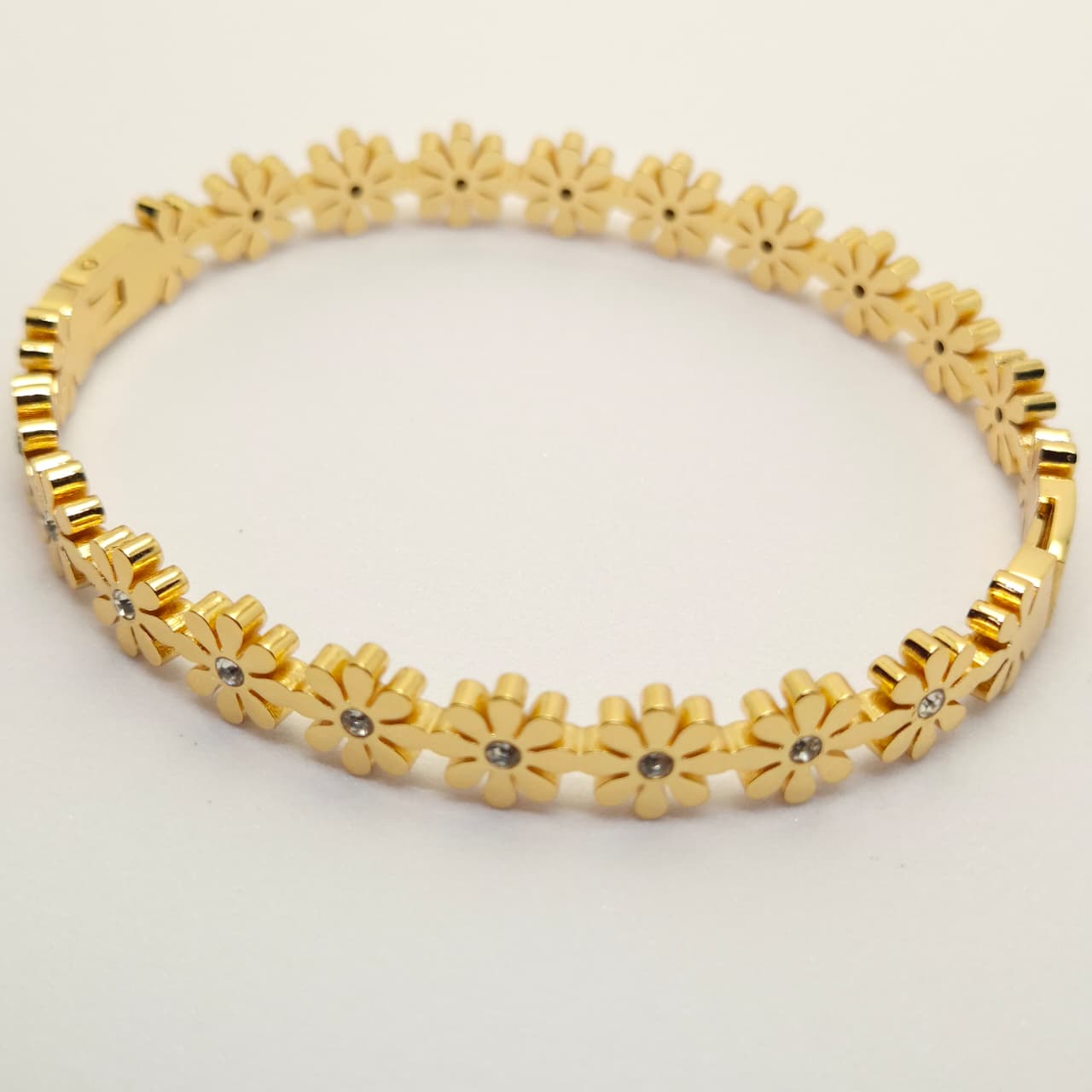 Anti Tarnish Floral Design Kada Bracelet