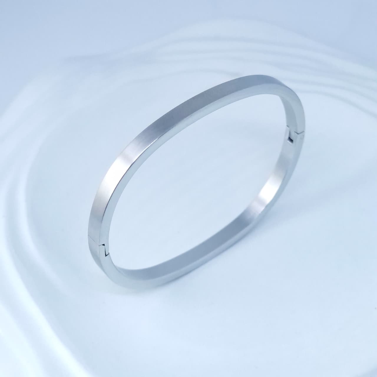 Minimalist Silver Tone Bracelet