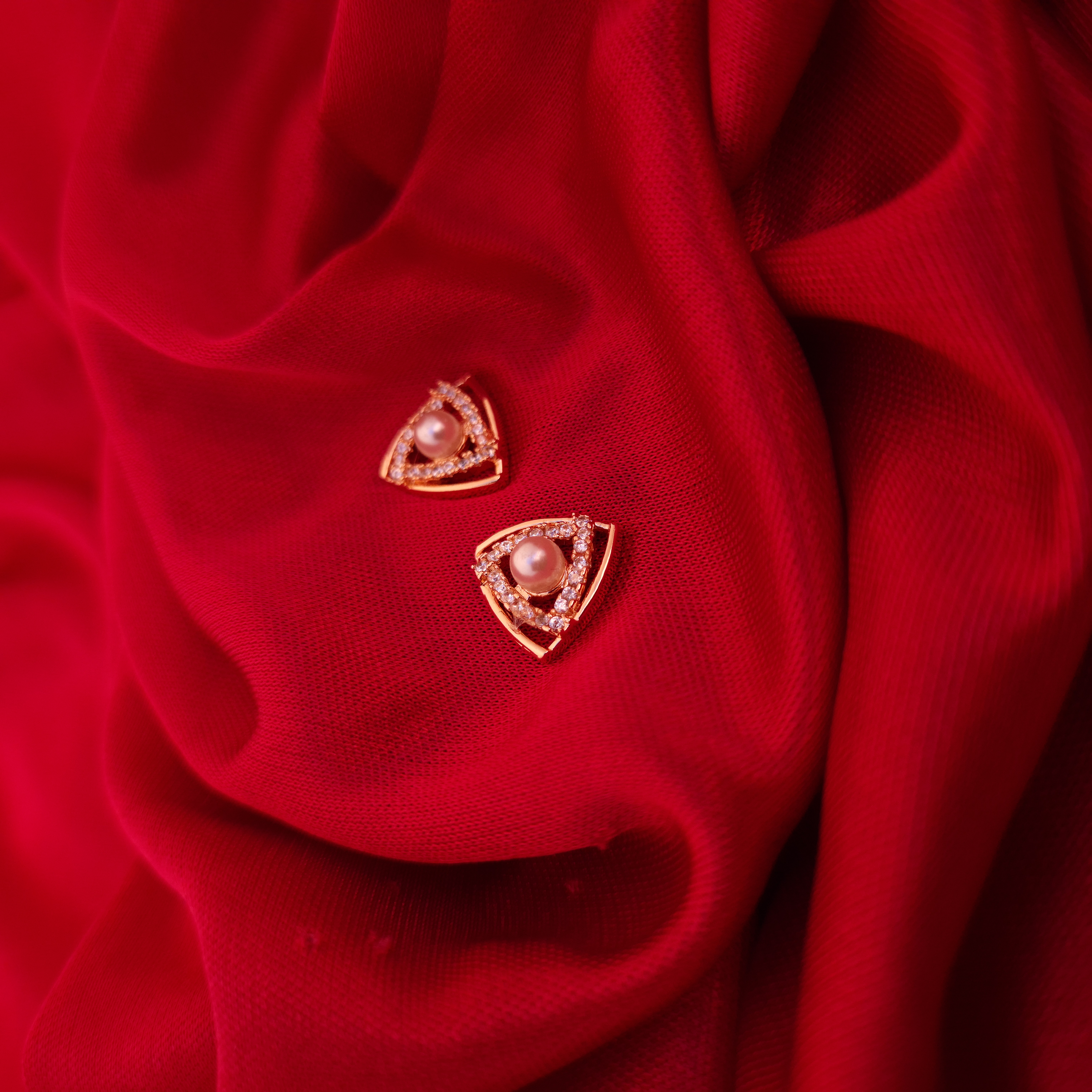 Golden Triangle Pearl Stud