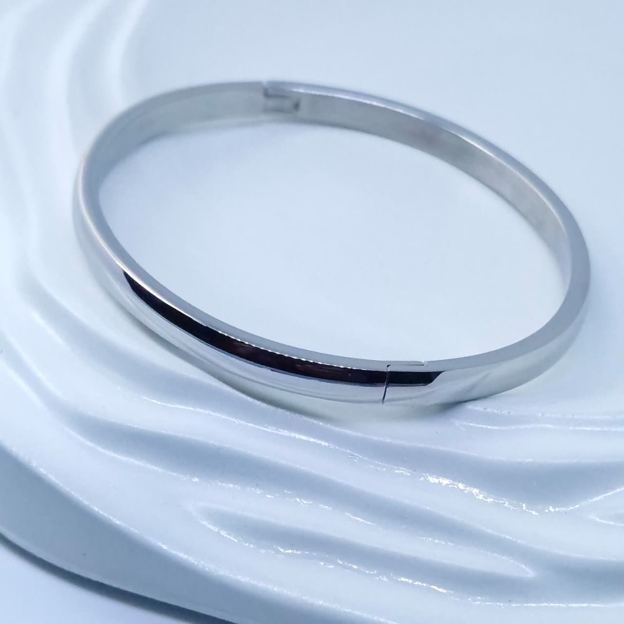 Silver Color Oval Bracelet