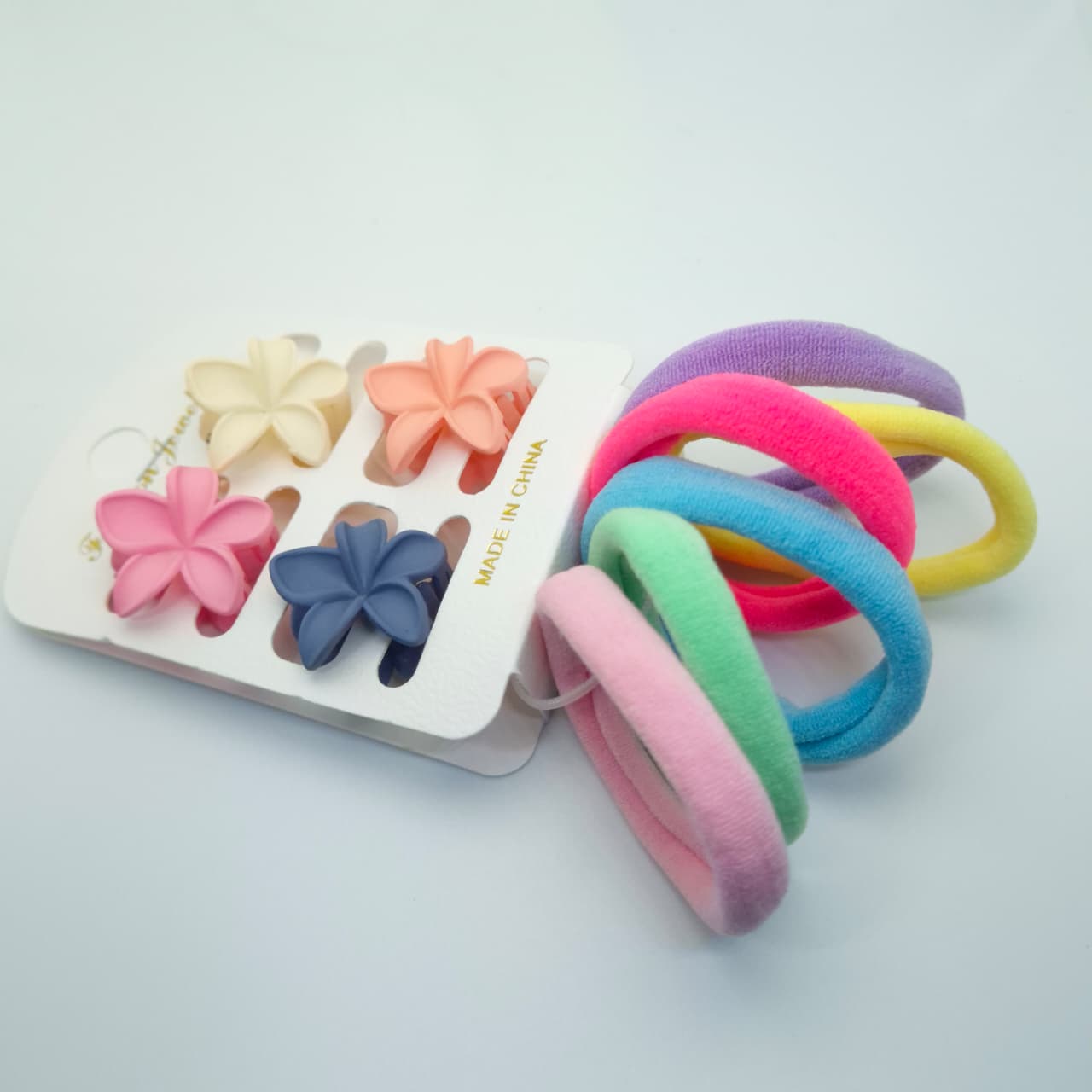 Mini Matte Floral Claw Clips And Cotton Hair Ties Accessories Set