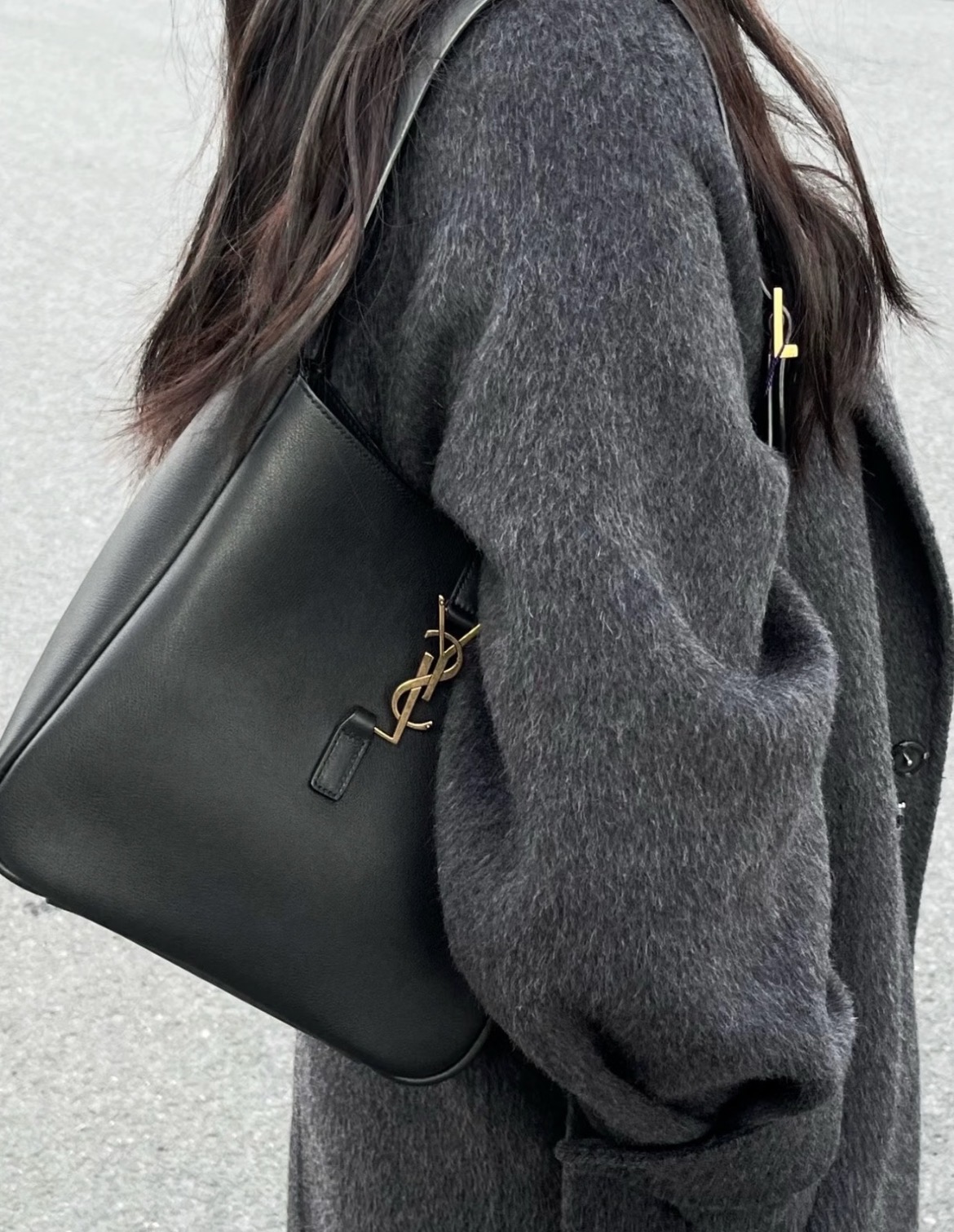 No.27-YSL Luxury Black Leather Shoulder Bag