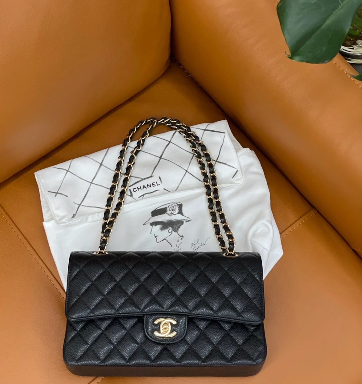 No.16-Chanel Classic Quilted Black Leather Shoulder Bag