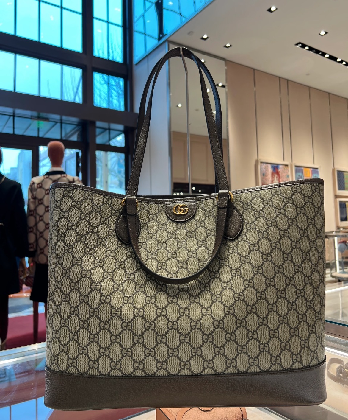 No.8-Gucci GG Supreme Canvas Tote
