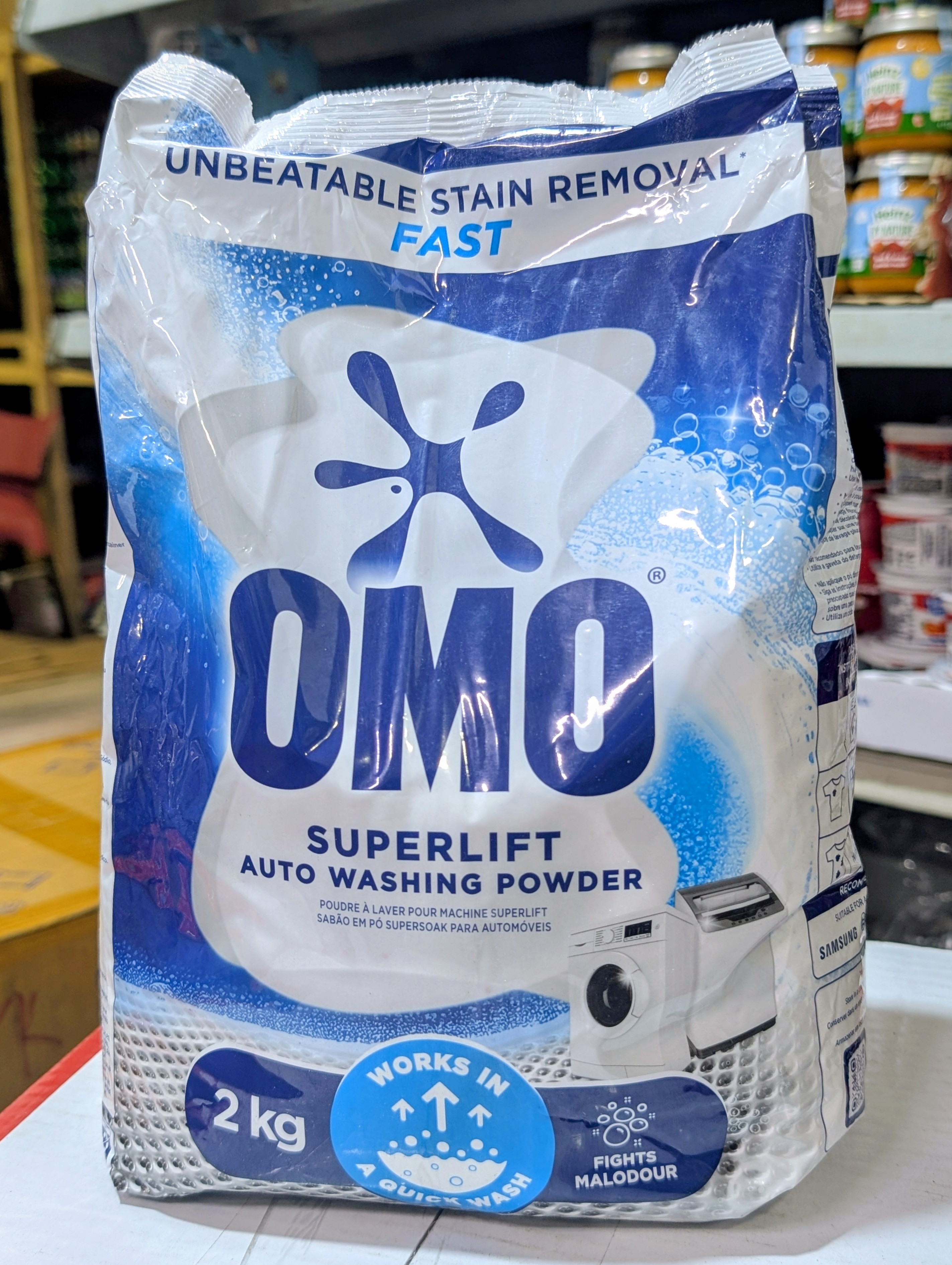 OMO Superlift Auto Washing Powder 2kg