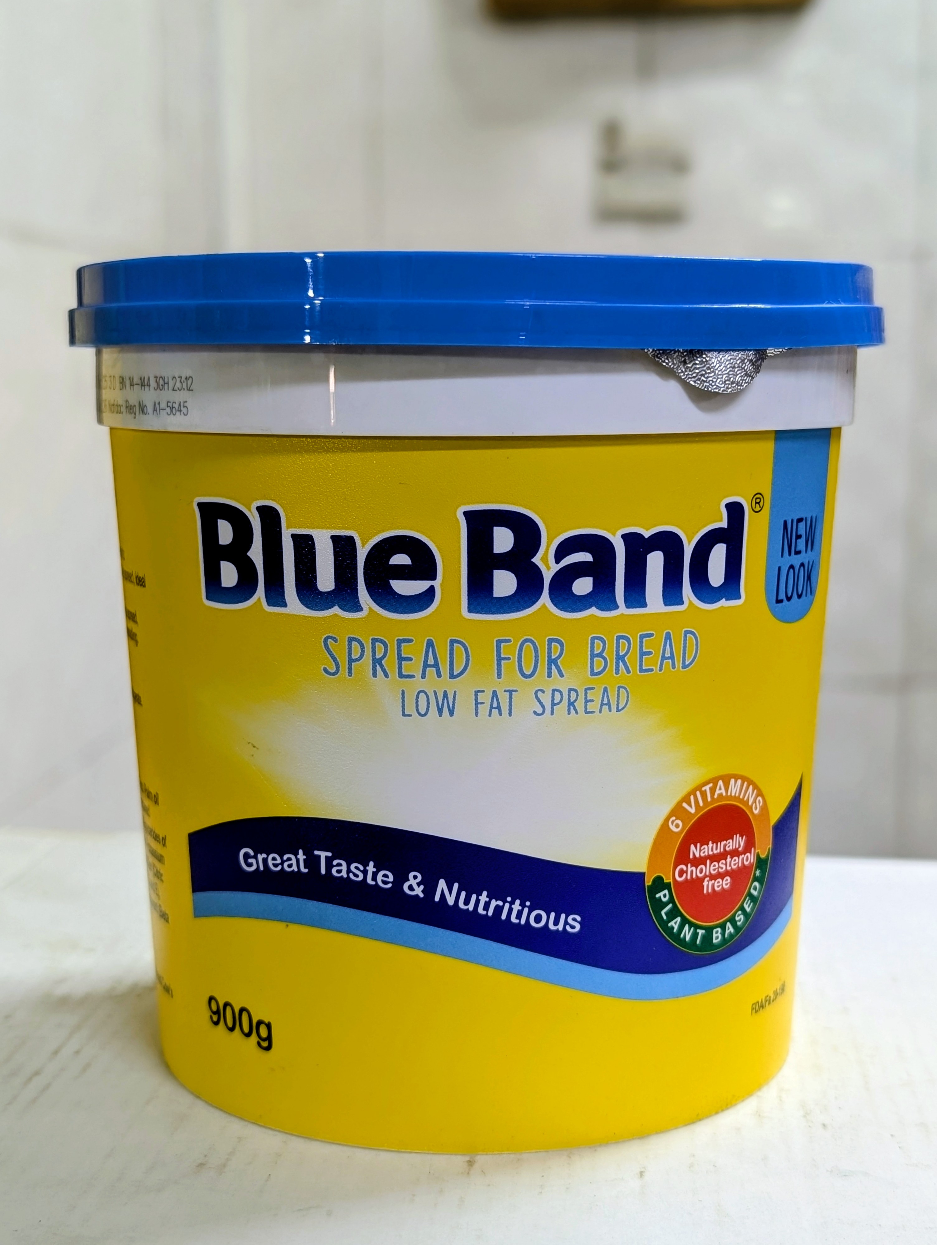 Blue Band Spread for Bread 900g