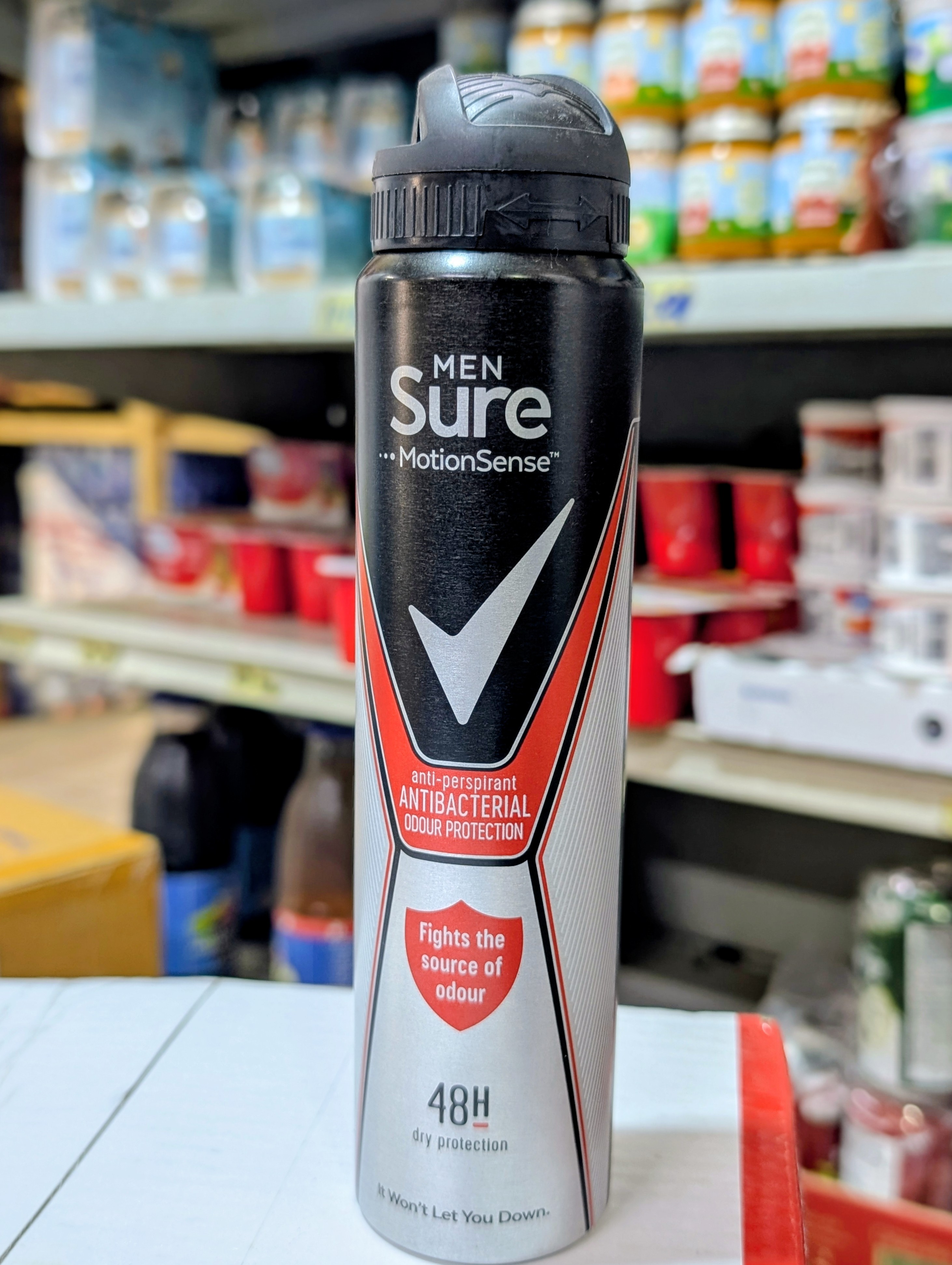 Sure Men Antibacterial Deodorant Spray