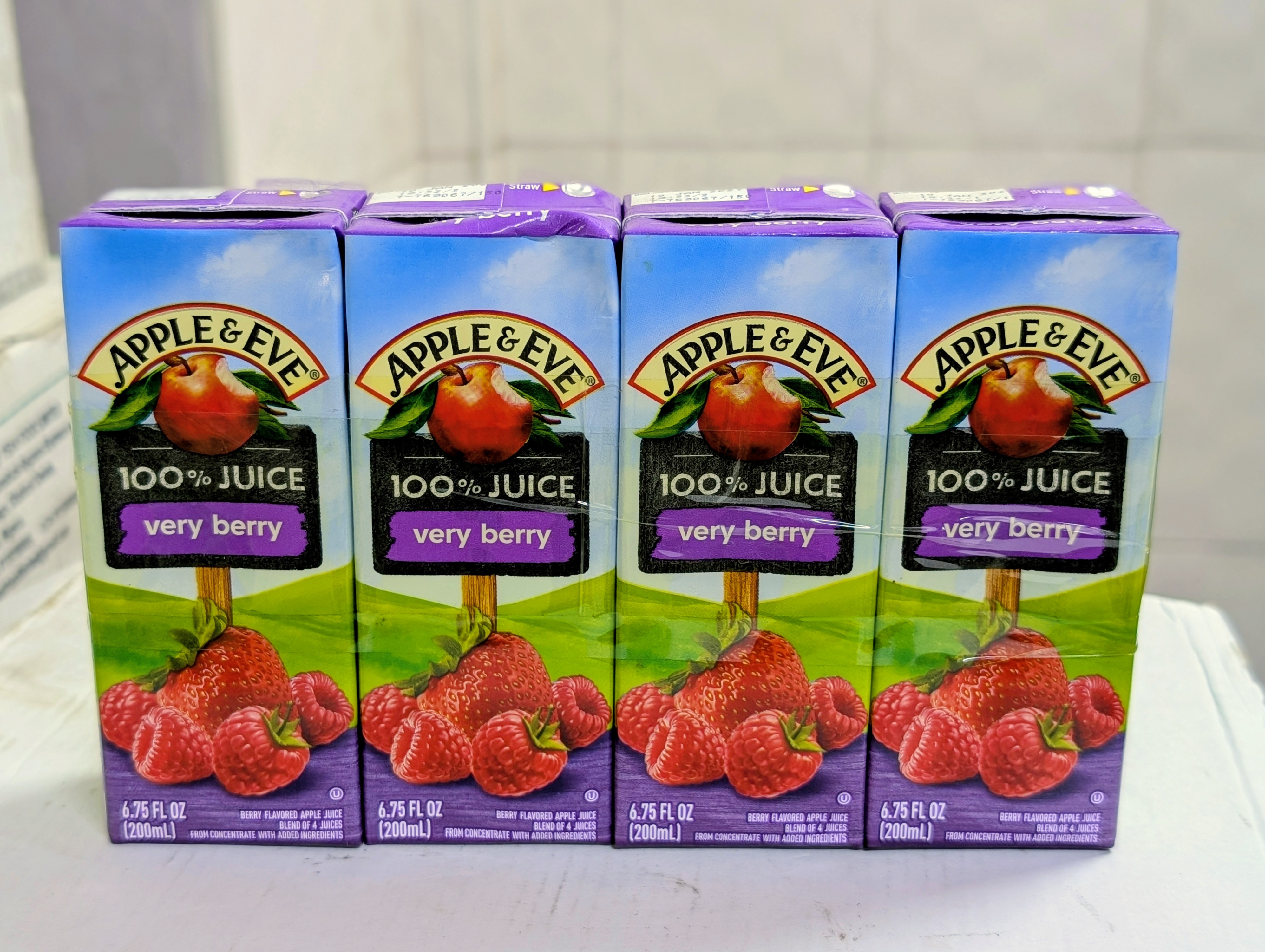 Apple & Eve Very Berry Juice Boxes x4