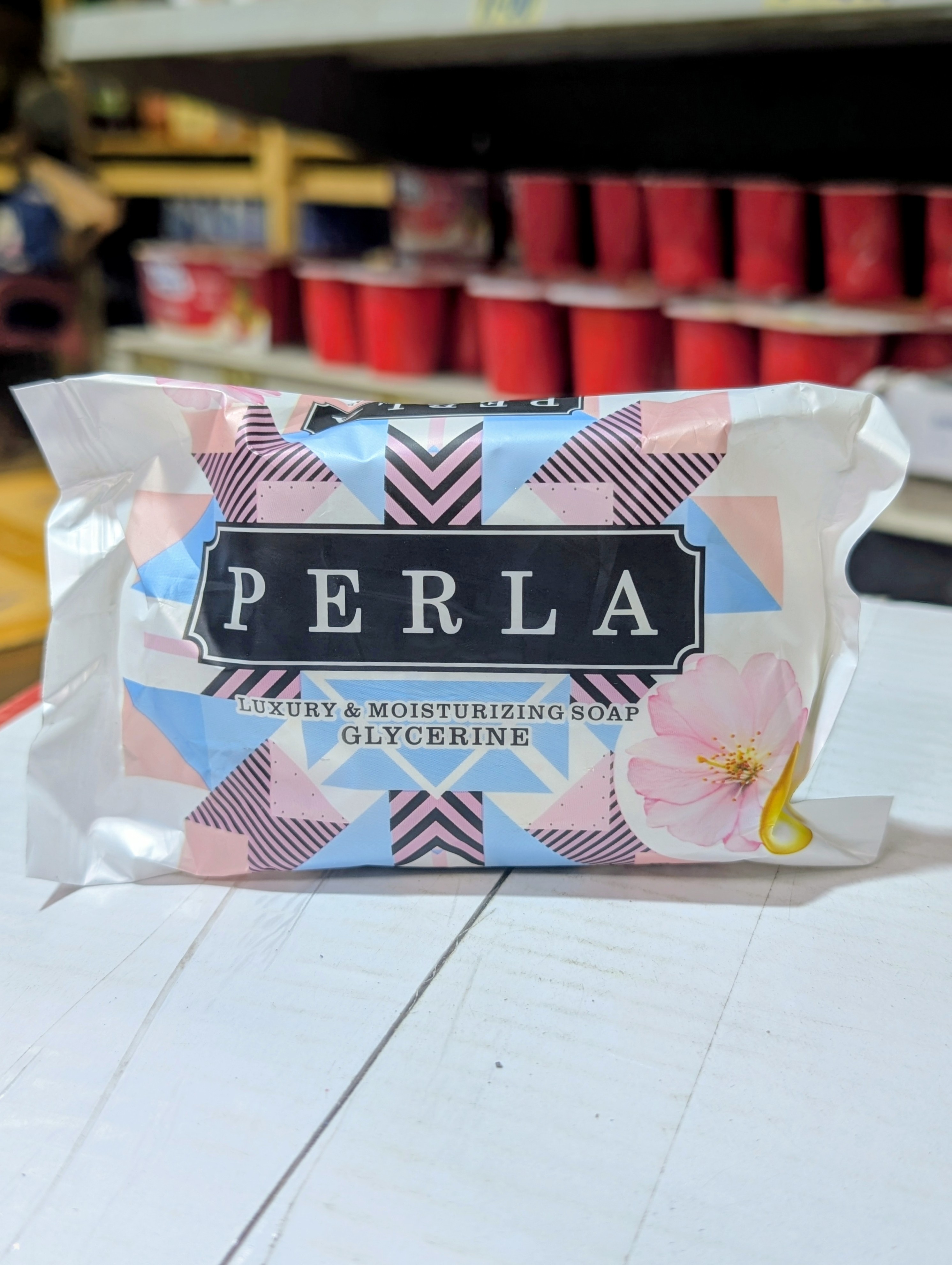 Perla Luxury & Moisturizing Soap